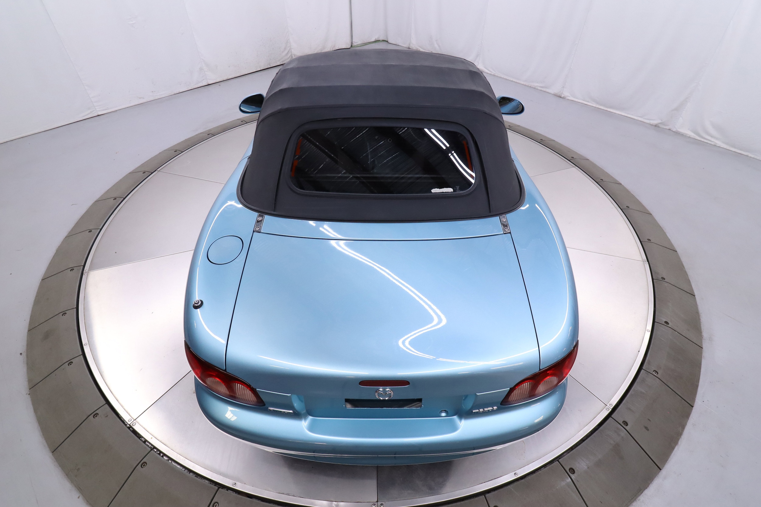 2000 Mazda Roadster 51