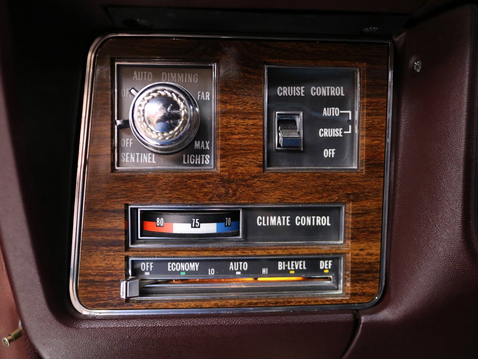 1977 Cadillac Seville 12
