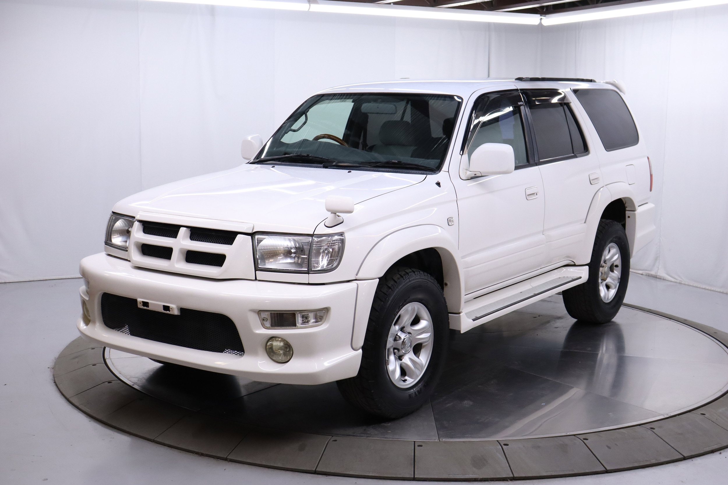 1999 Toyota Hilux 4