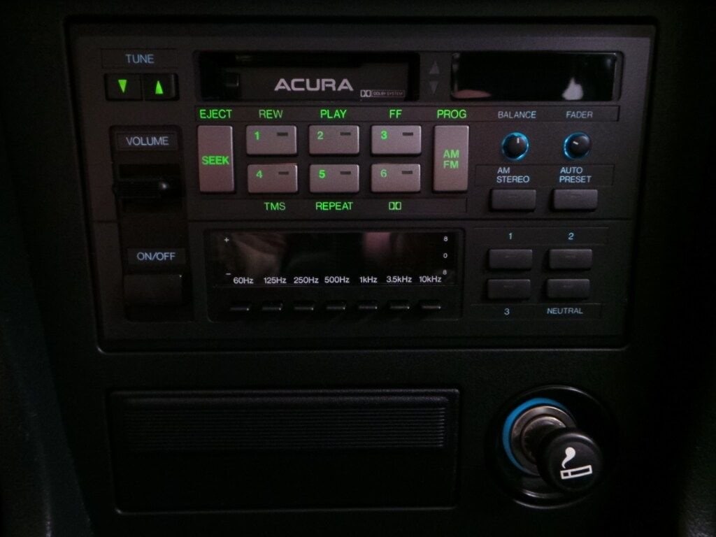 1990 Acura Legend 21