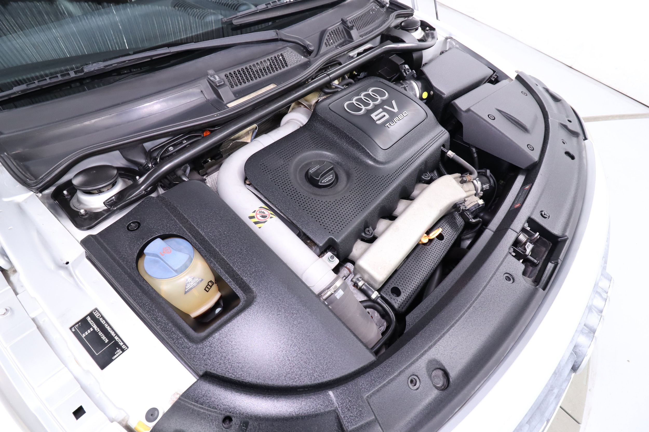2000 Audi TT 25