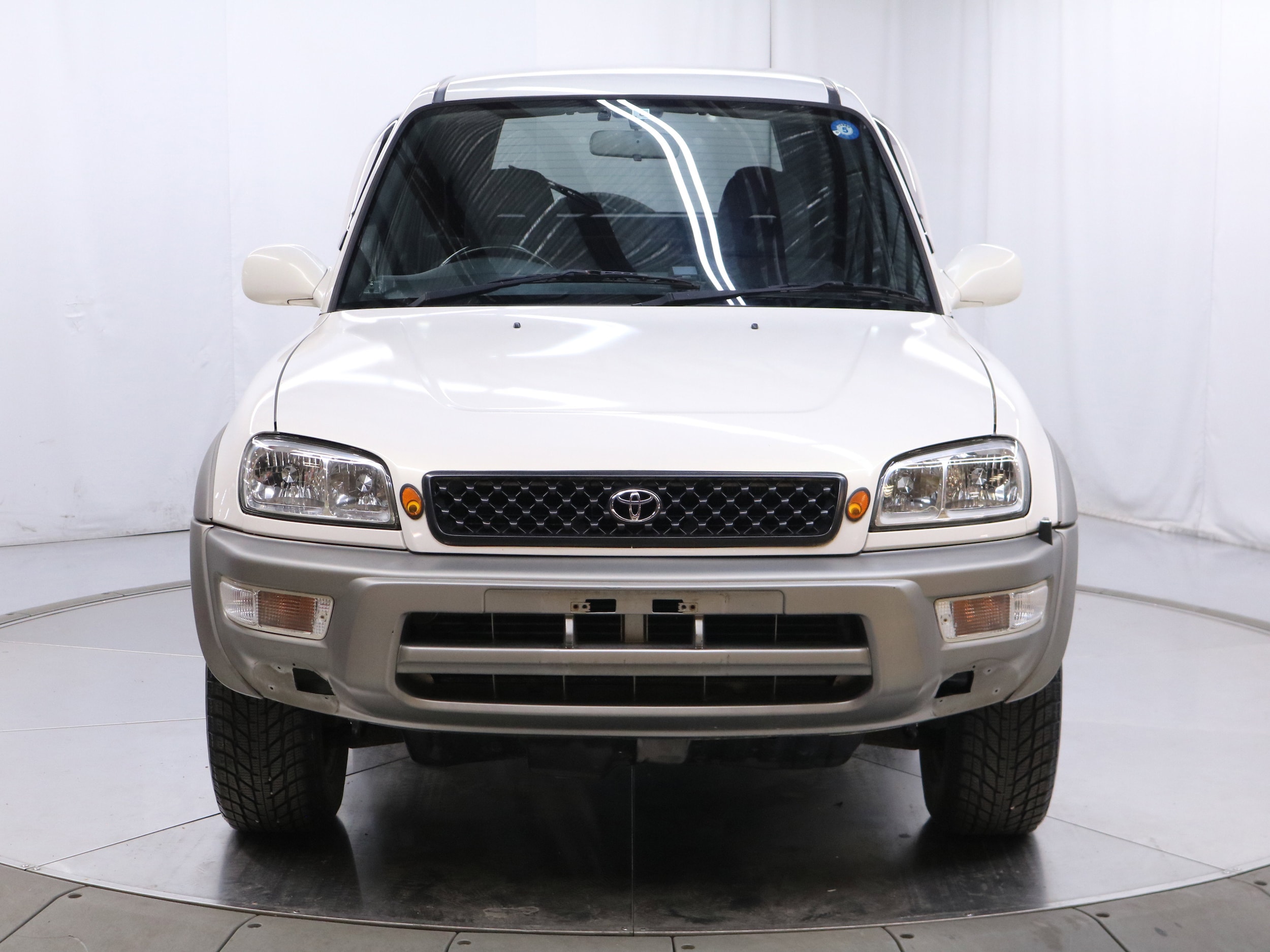 1998 Toyota RAV4 3