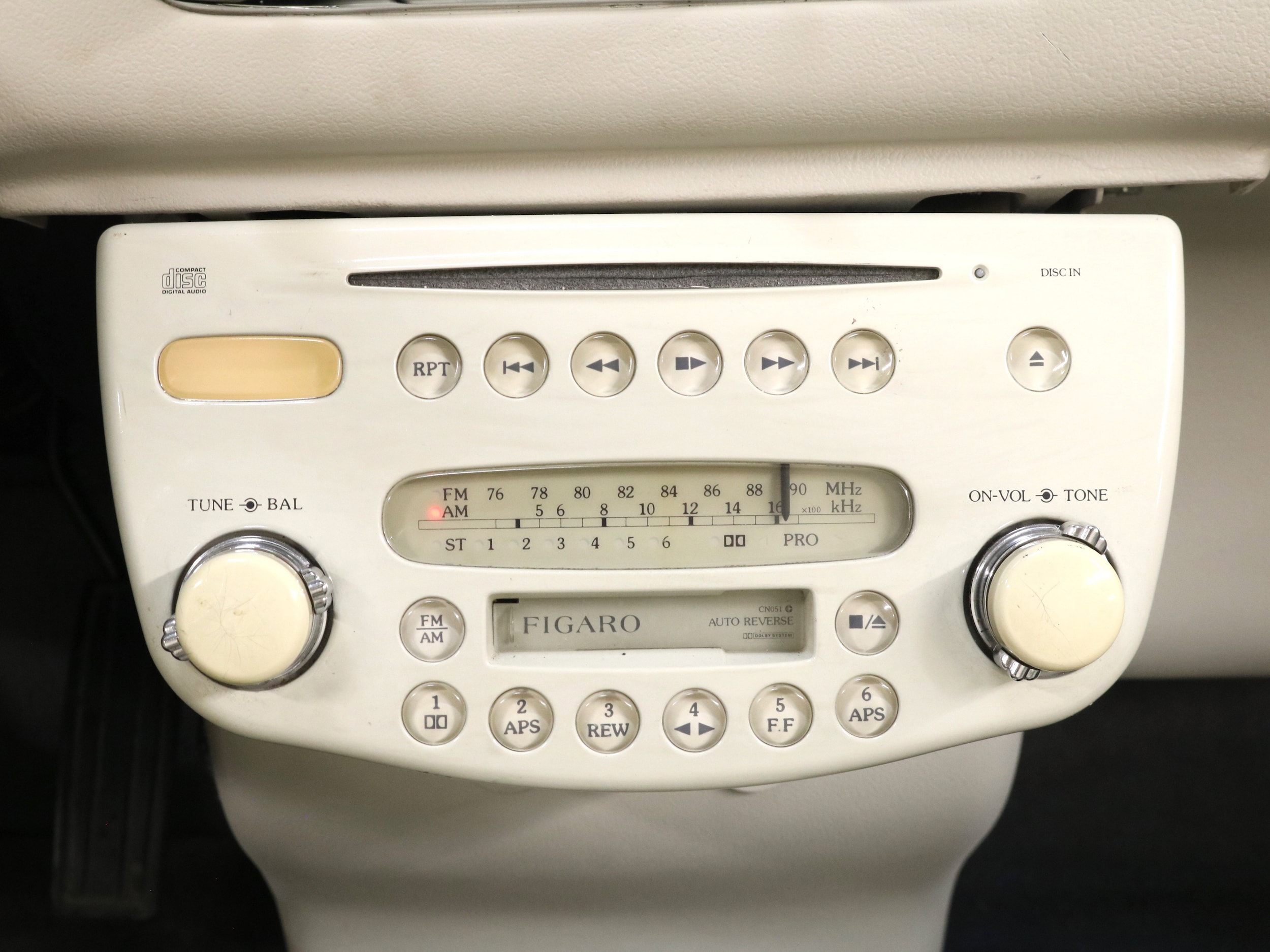 1991 Nissan Figaro 13