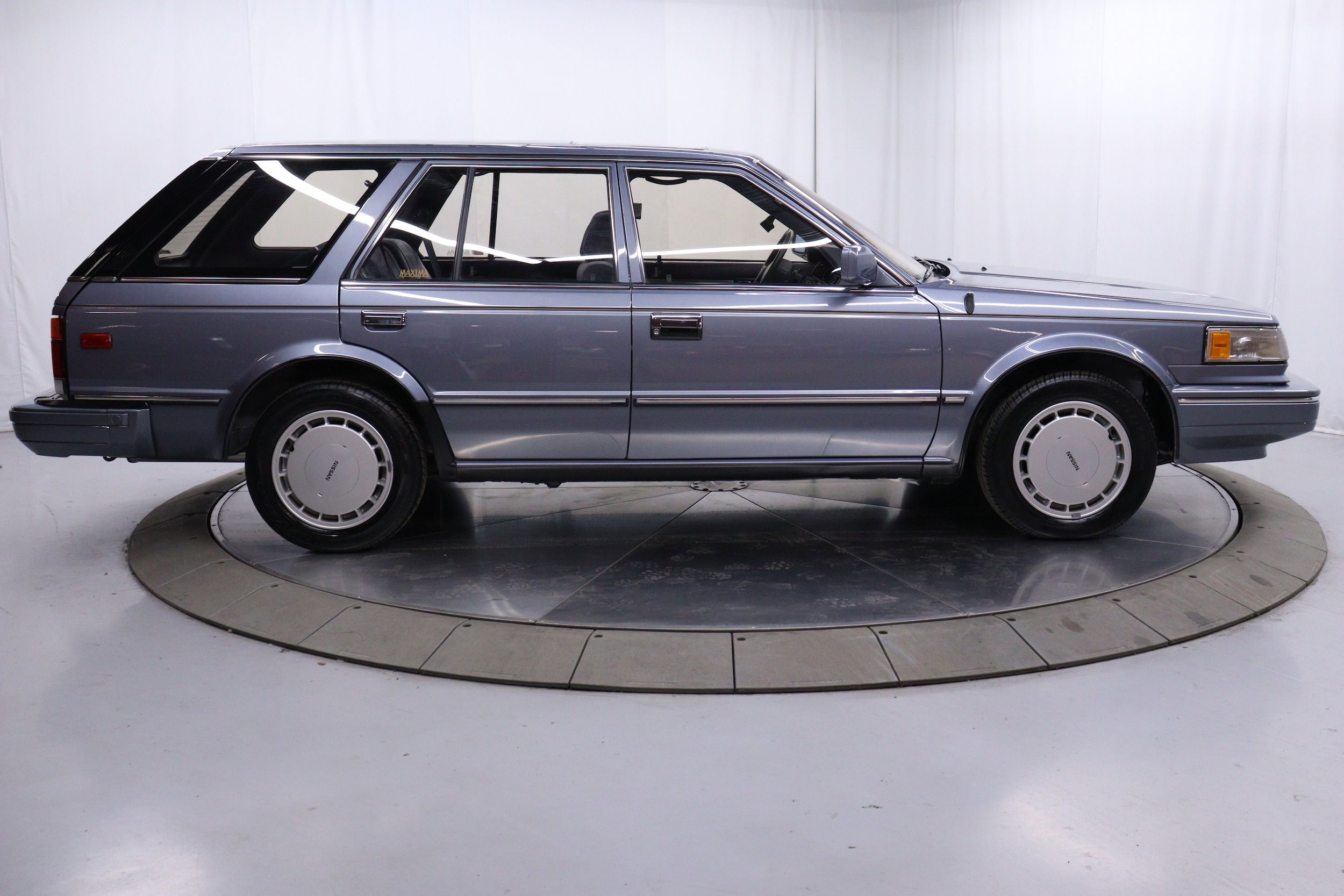1987 Nissan Maxima 8