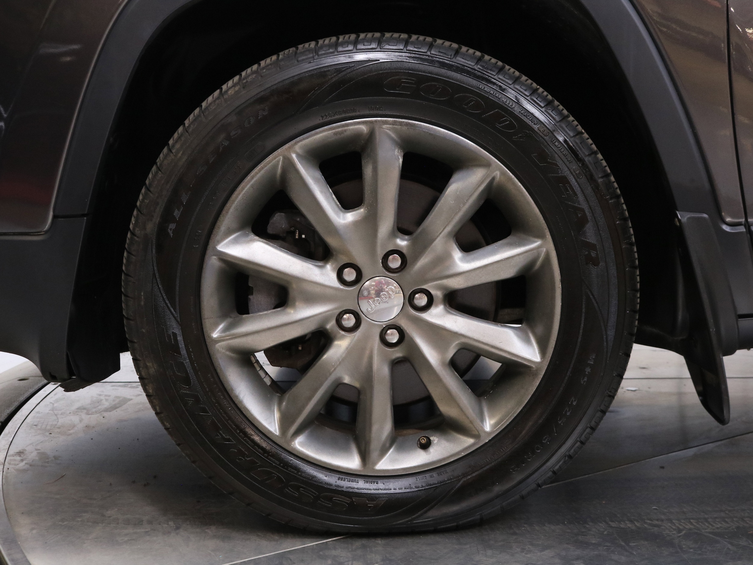 2014 Jeep Cherokee 32