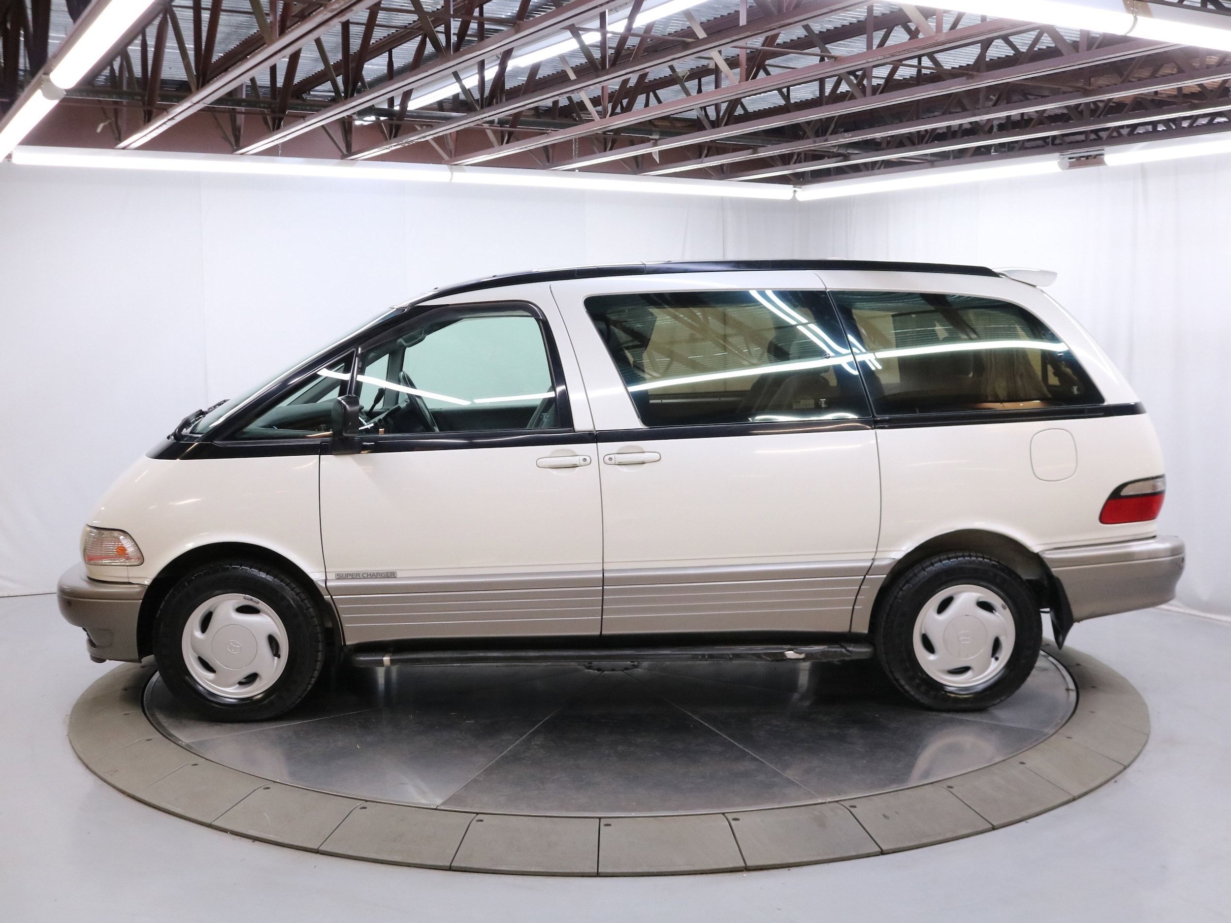 1998 Toyota Estima G 4