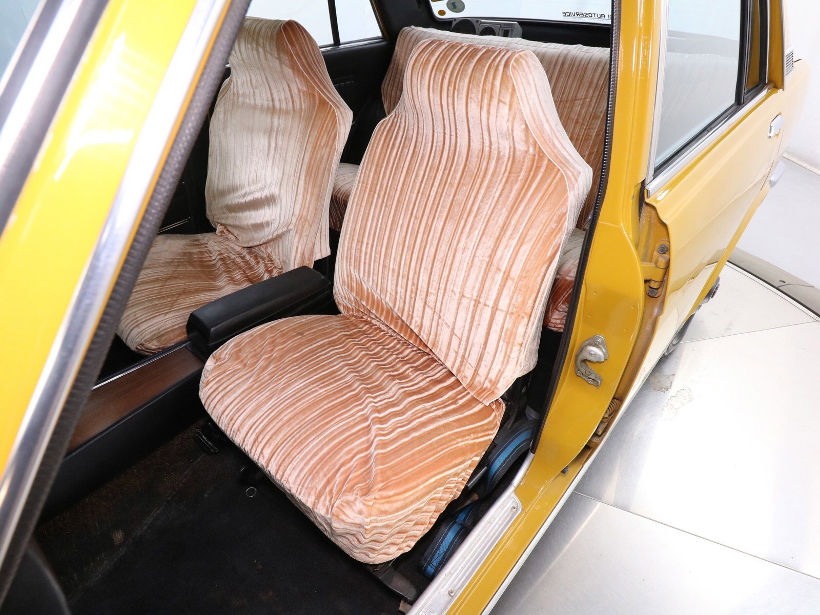 1971 Datsun Bluebird 20