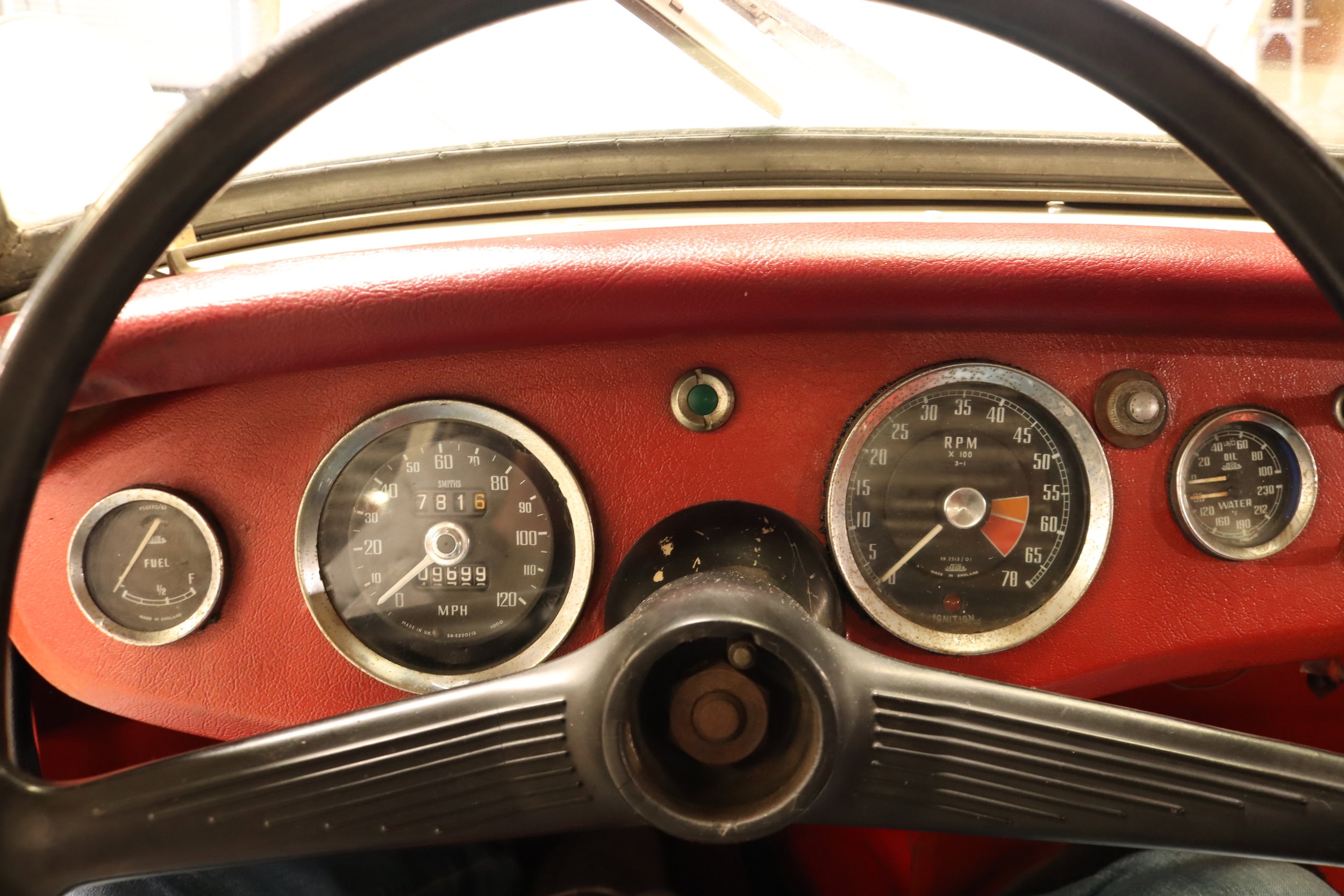 1967 MG Midget 23