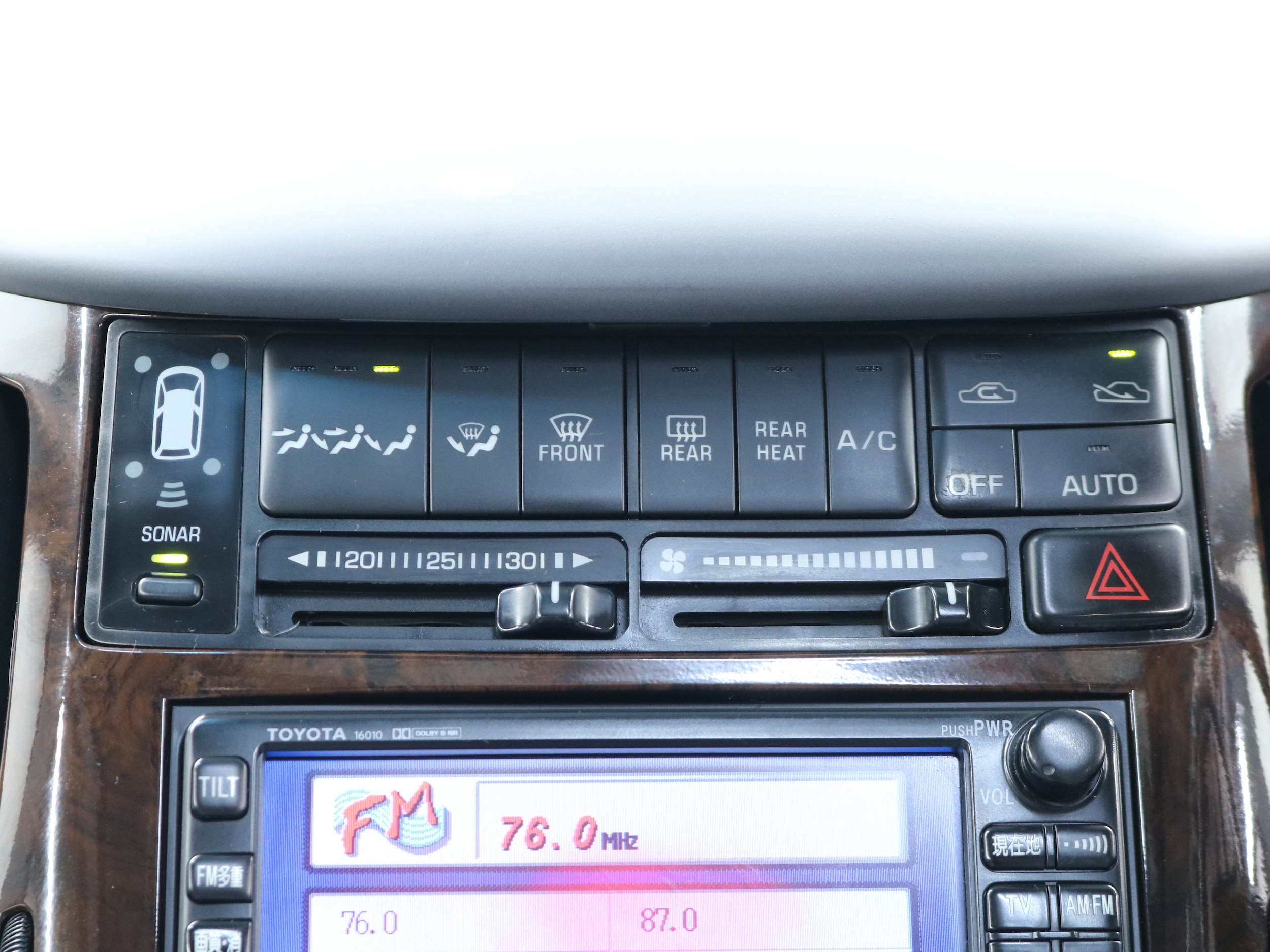 1998 Toyota Estima G 12