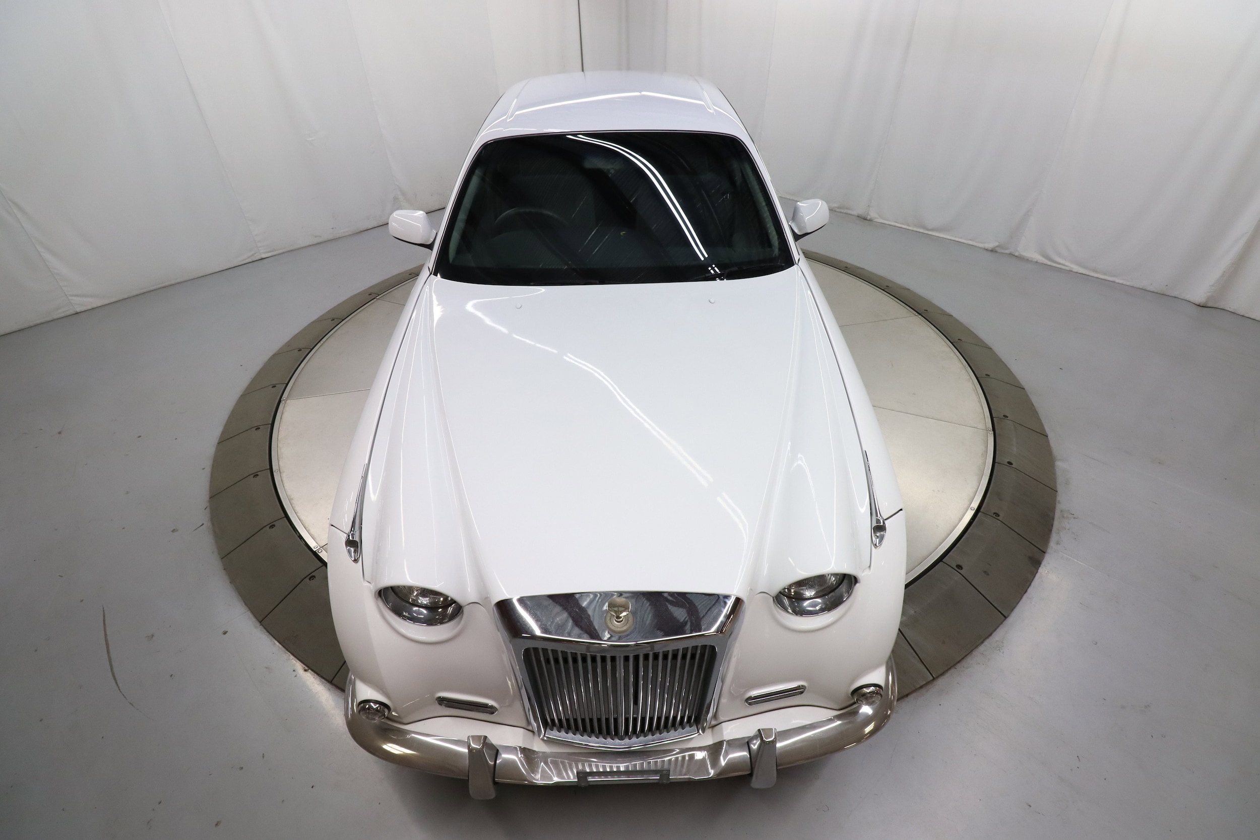 2001 Mitsuoka Galue 2 48