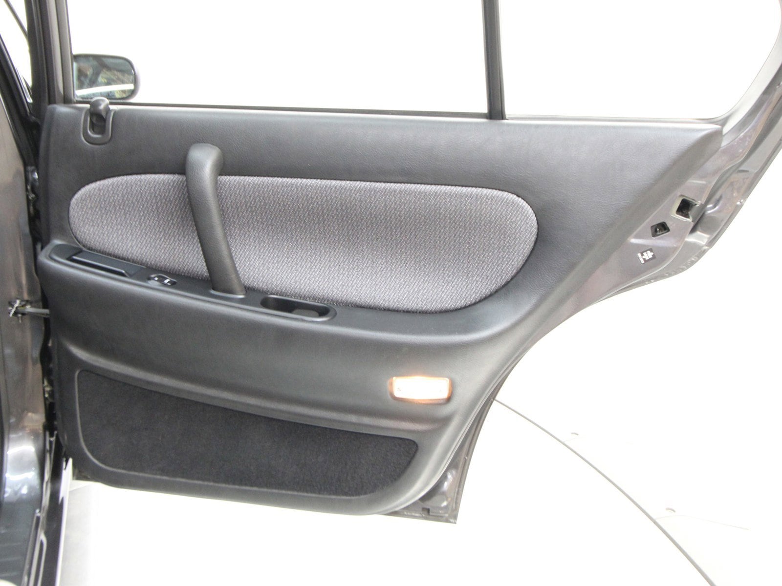 1992 Nissan Maxima 22