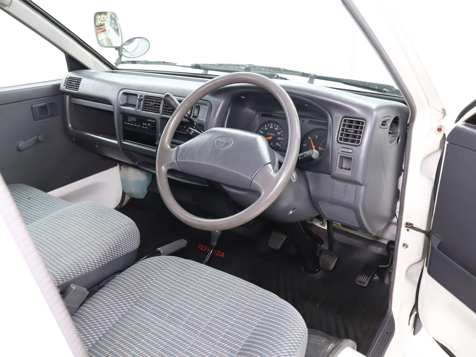 1998 Toyota Liteace 10