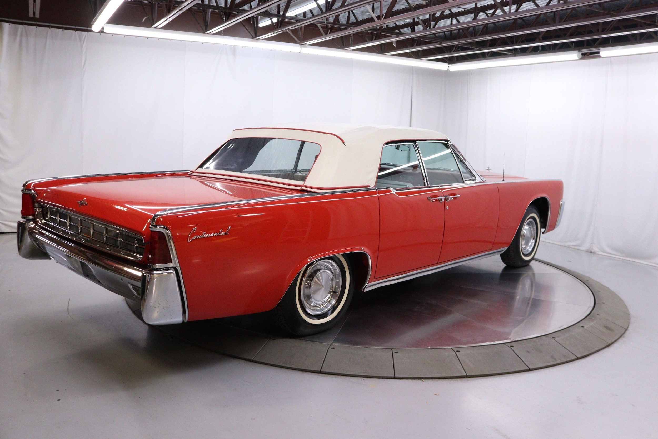 1963 Lincoln Continental 7