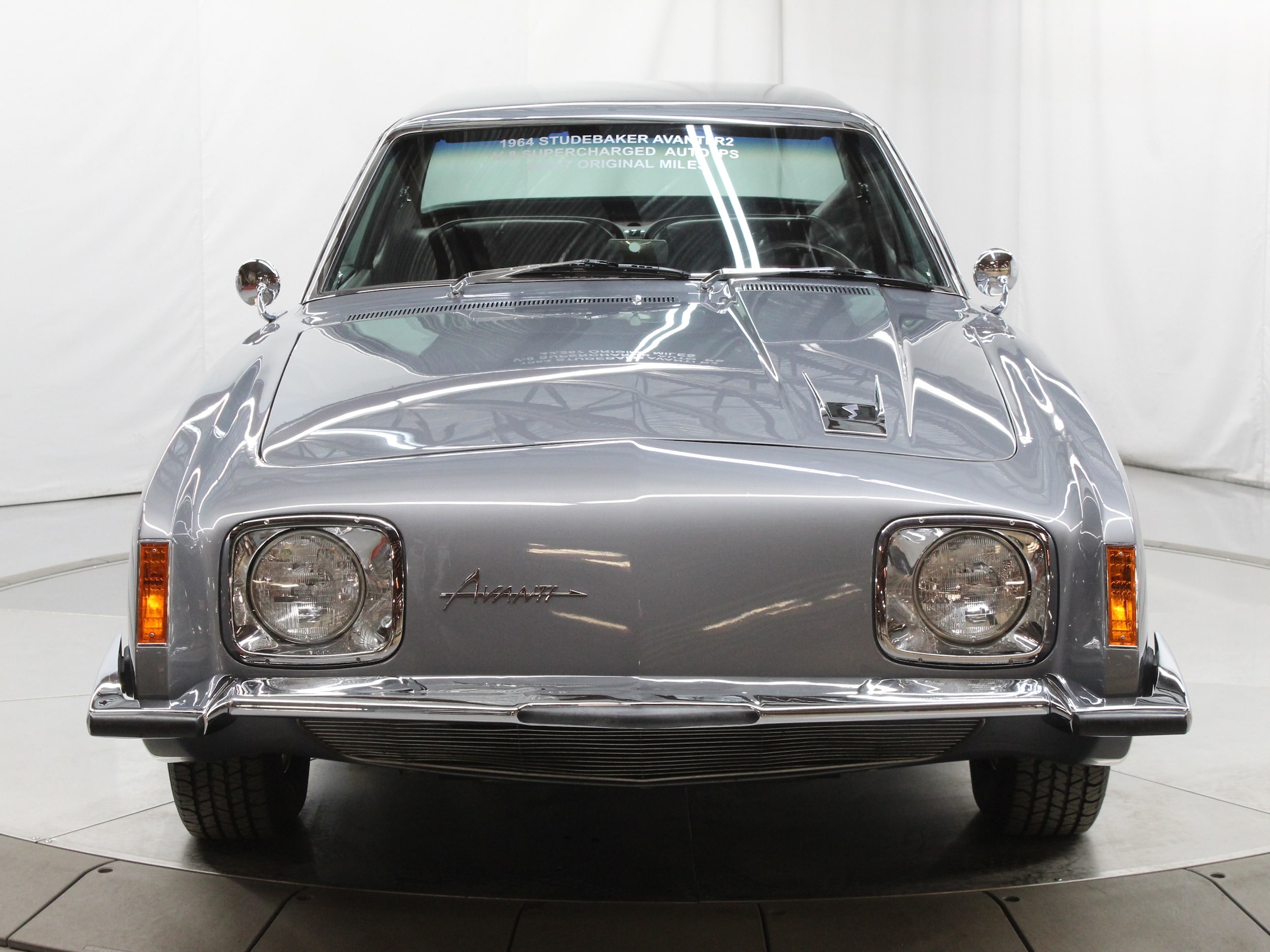 1964 Studebaker Avanti 3