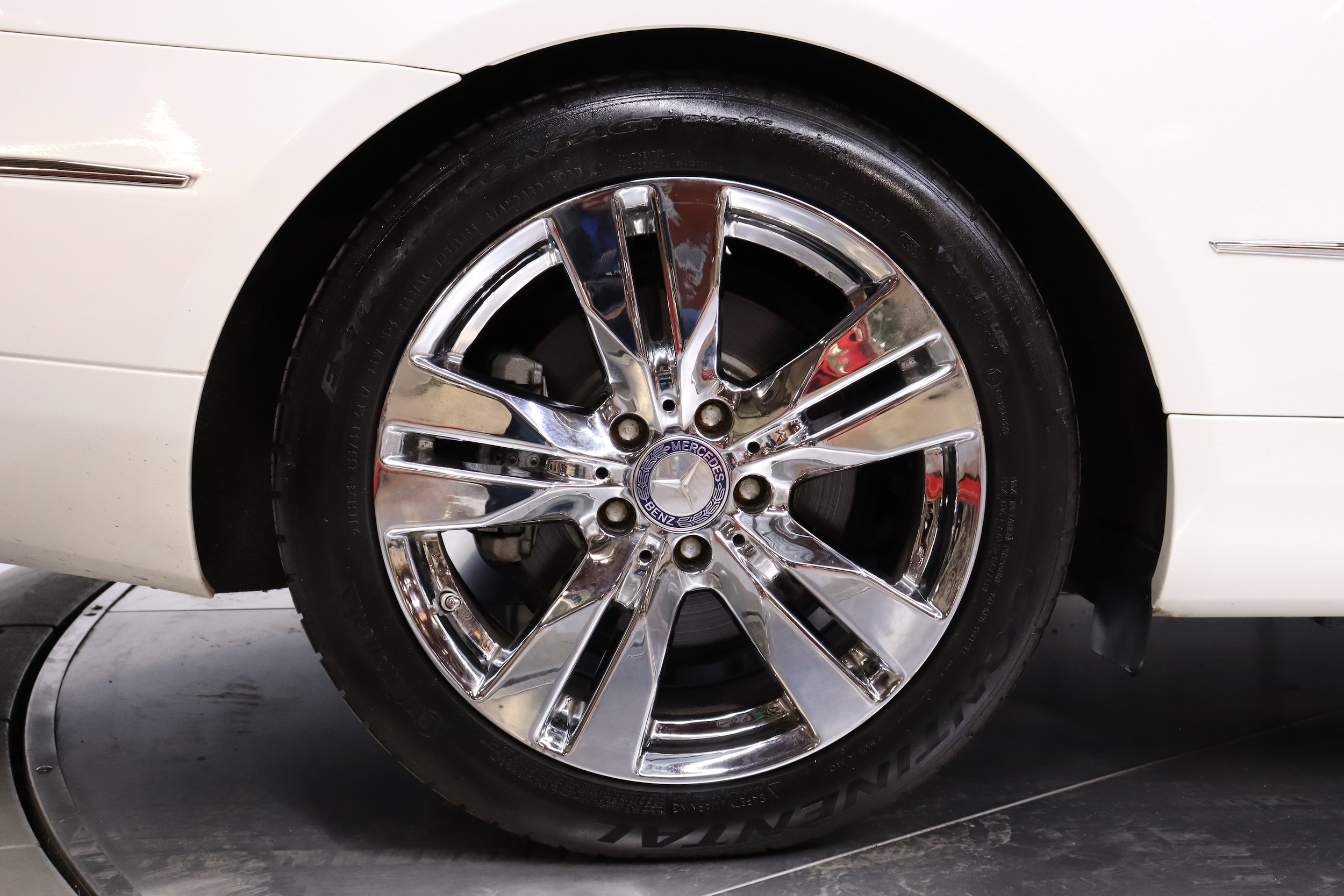 2012 Mercedes-Benz E350 44