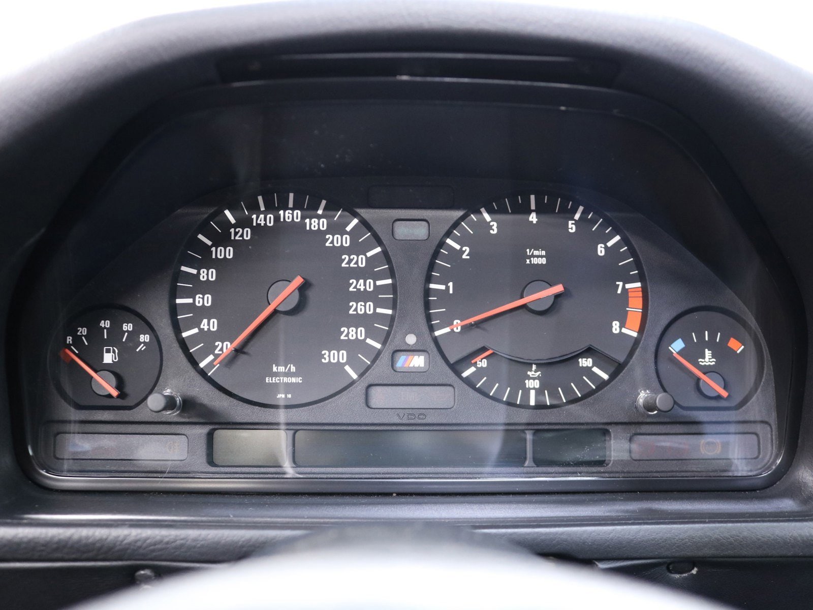 1993 BMW M5 13