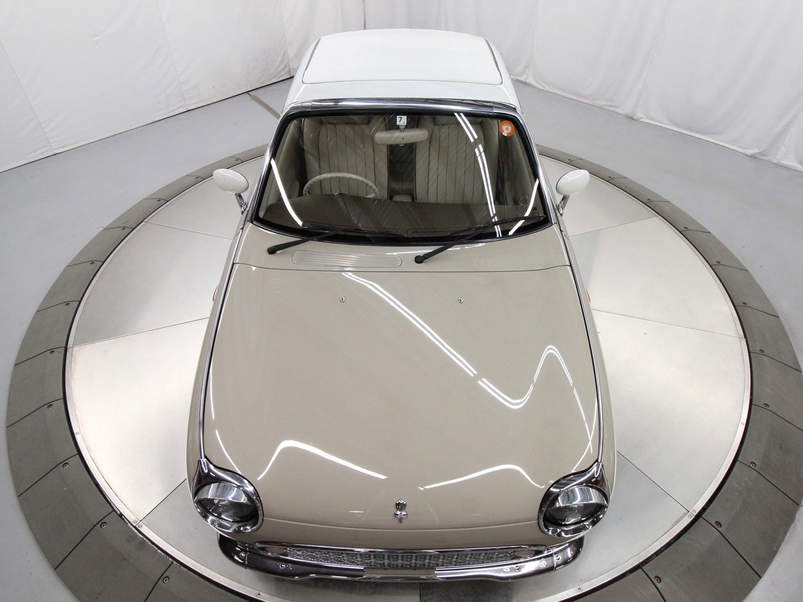 1991 Nissan Figaro 38