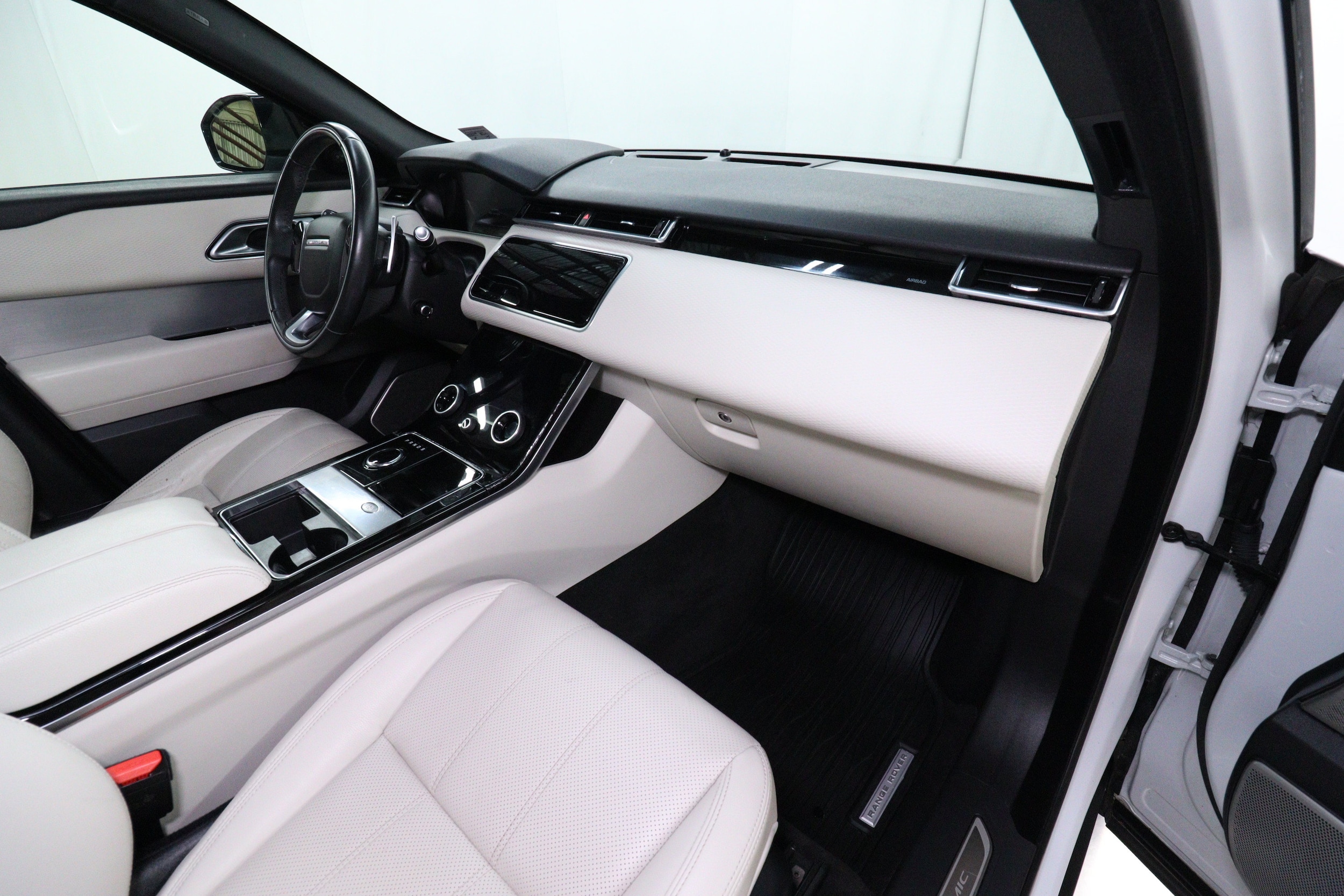2019 Land Rover Range Rover Velar 17