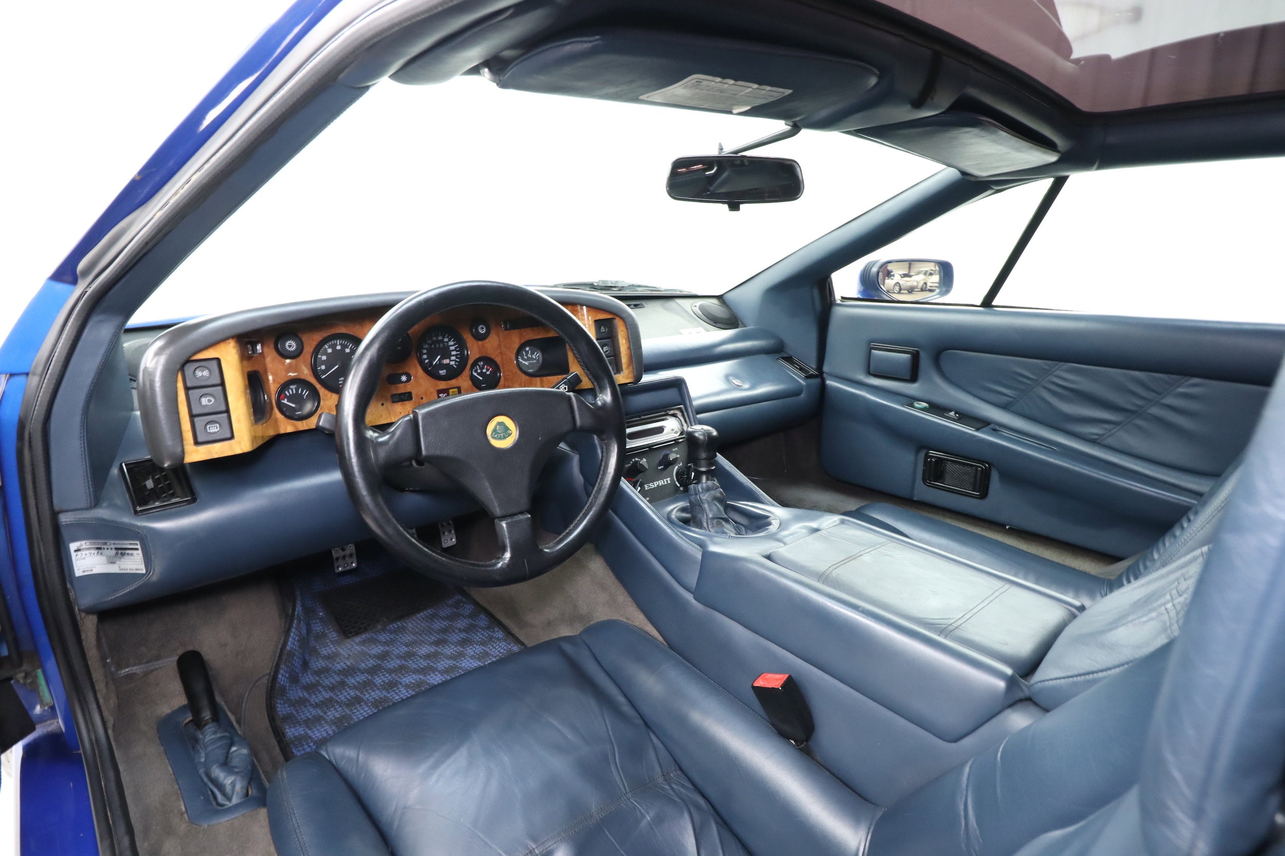 1990 Lotus Espirit Turbo SE 14