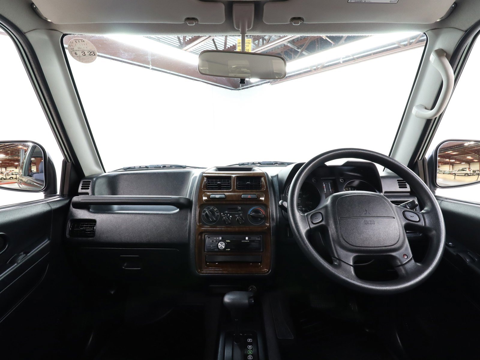 1998 Mitsubishi Pajero Mini 44