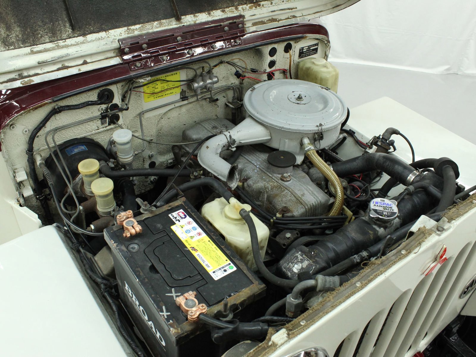 1975 Mitsubishi Jeep 28