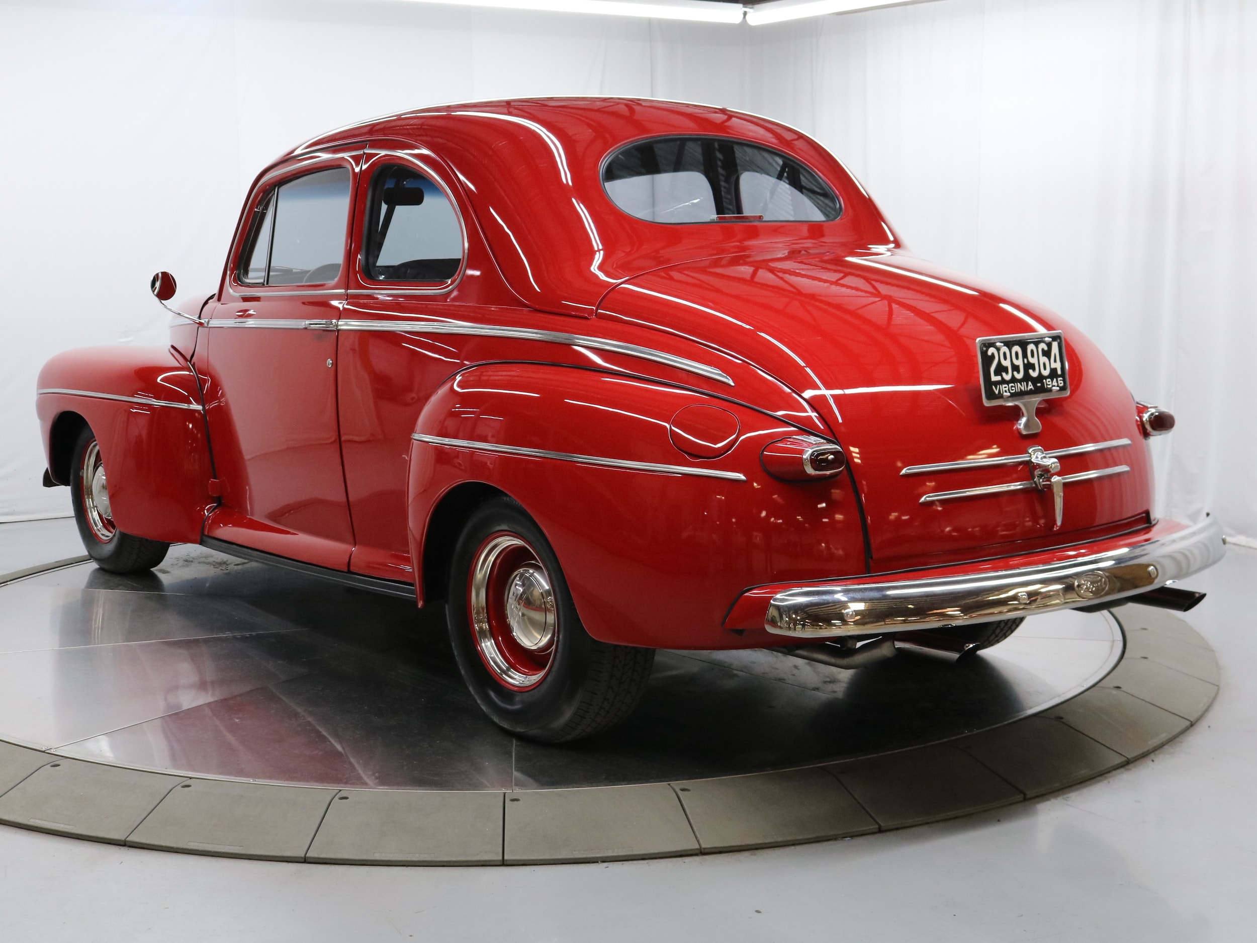 1946 Ford Deluxe 5