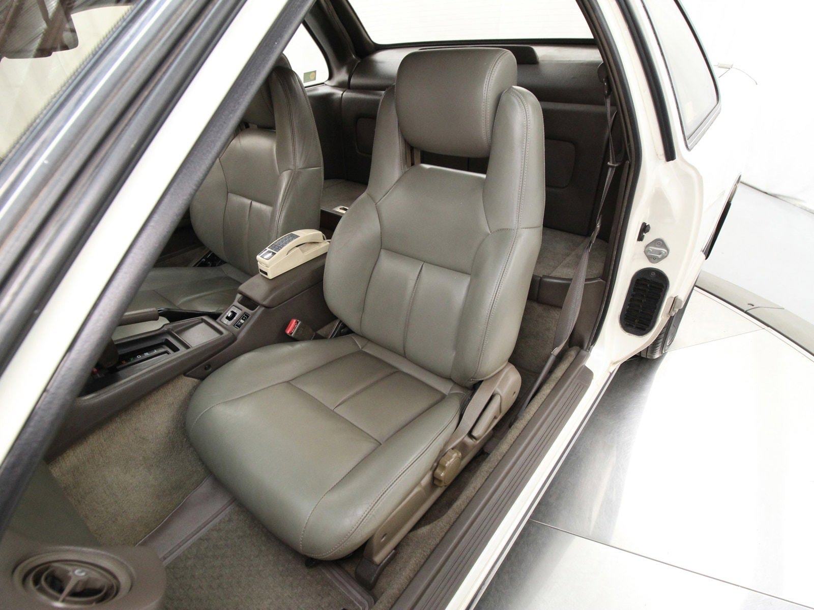 1989 Toyota Soarer 17