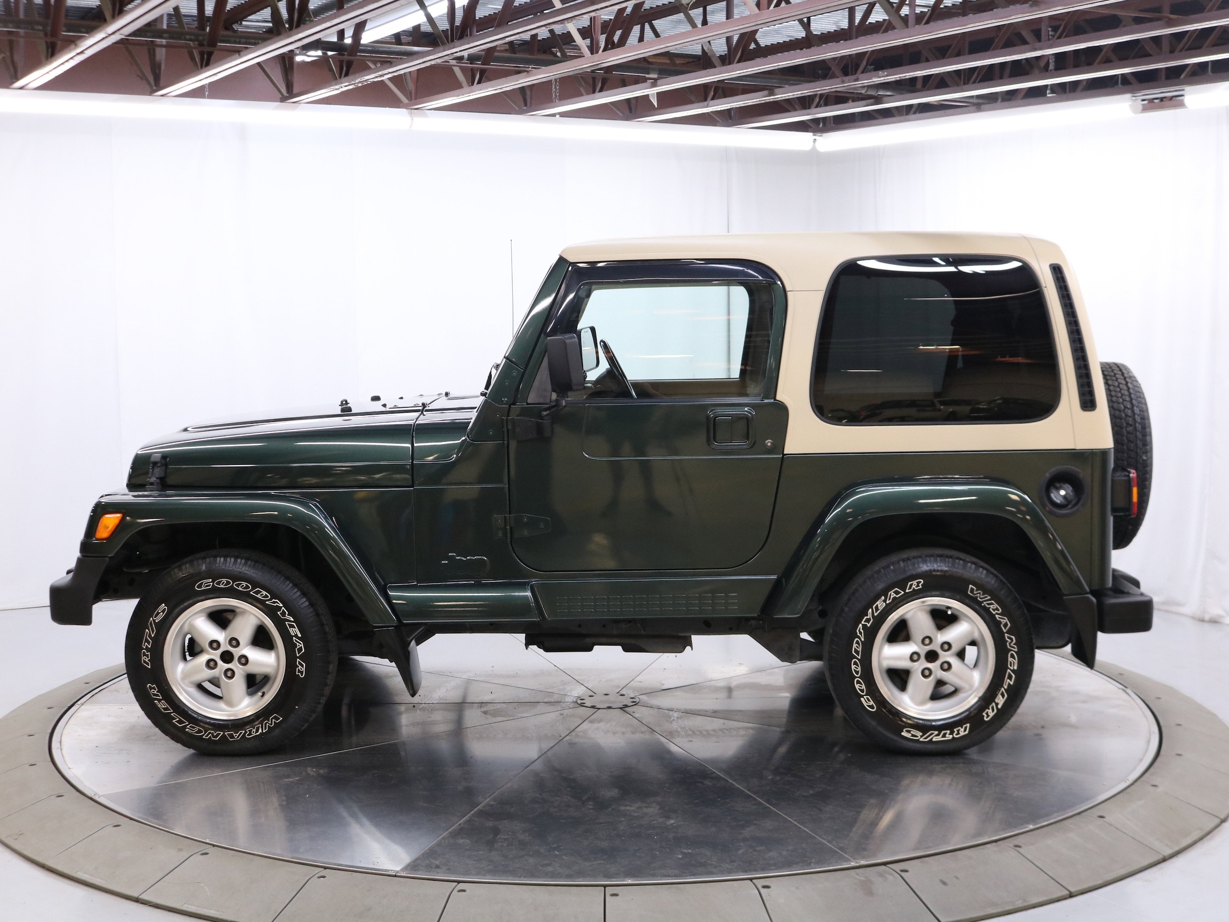 1999 Jeep Wrangler 4