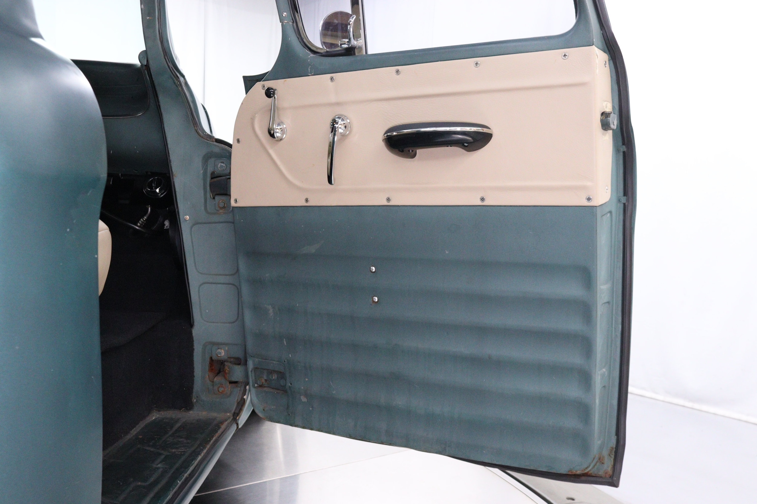 1955 Chevrolet 3100 38