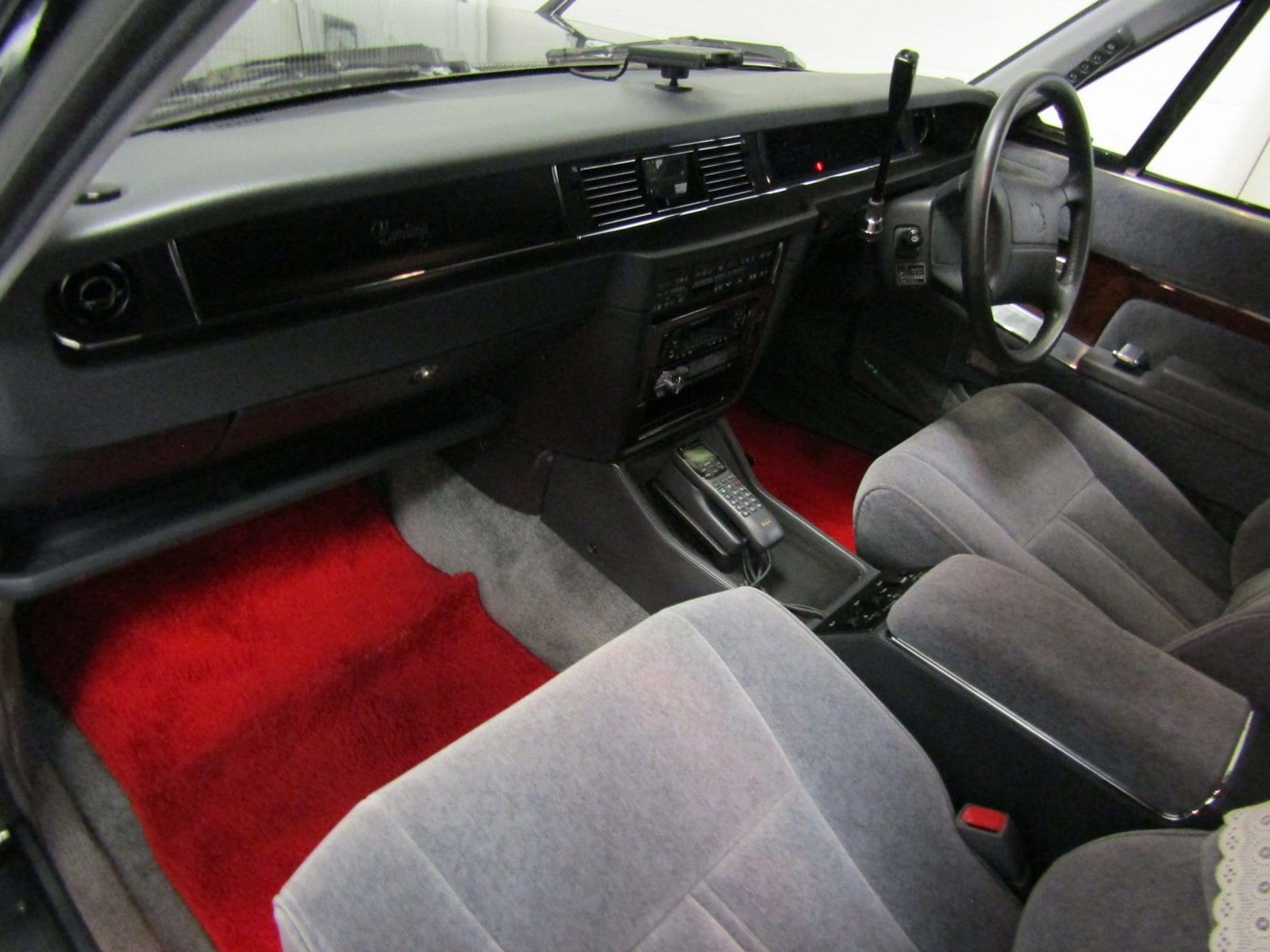 1993 Toyota Century 13