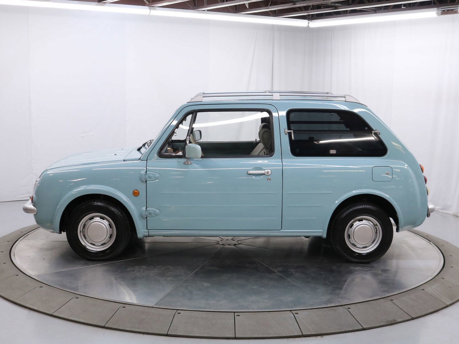 1990 Nissan Pao 3