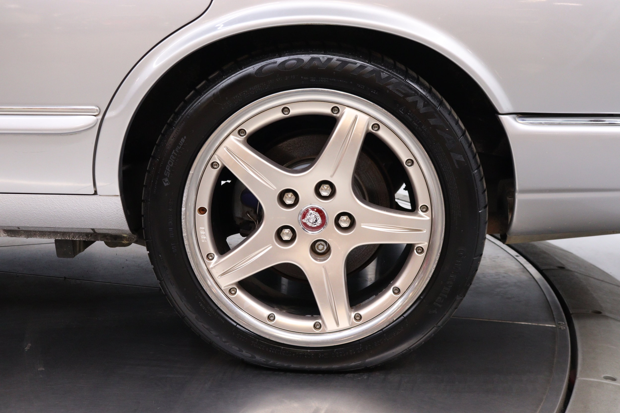 2001 Jaguar Vdpsc 32