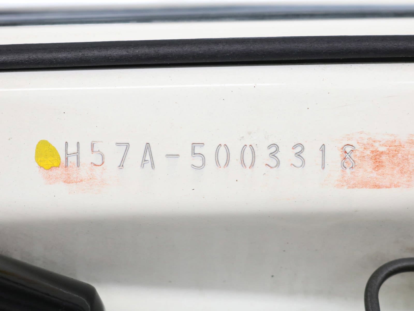 1998 Mitsubishi Pajero 54
