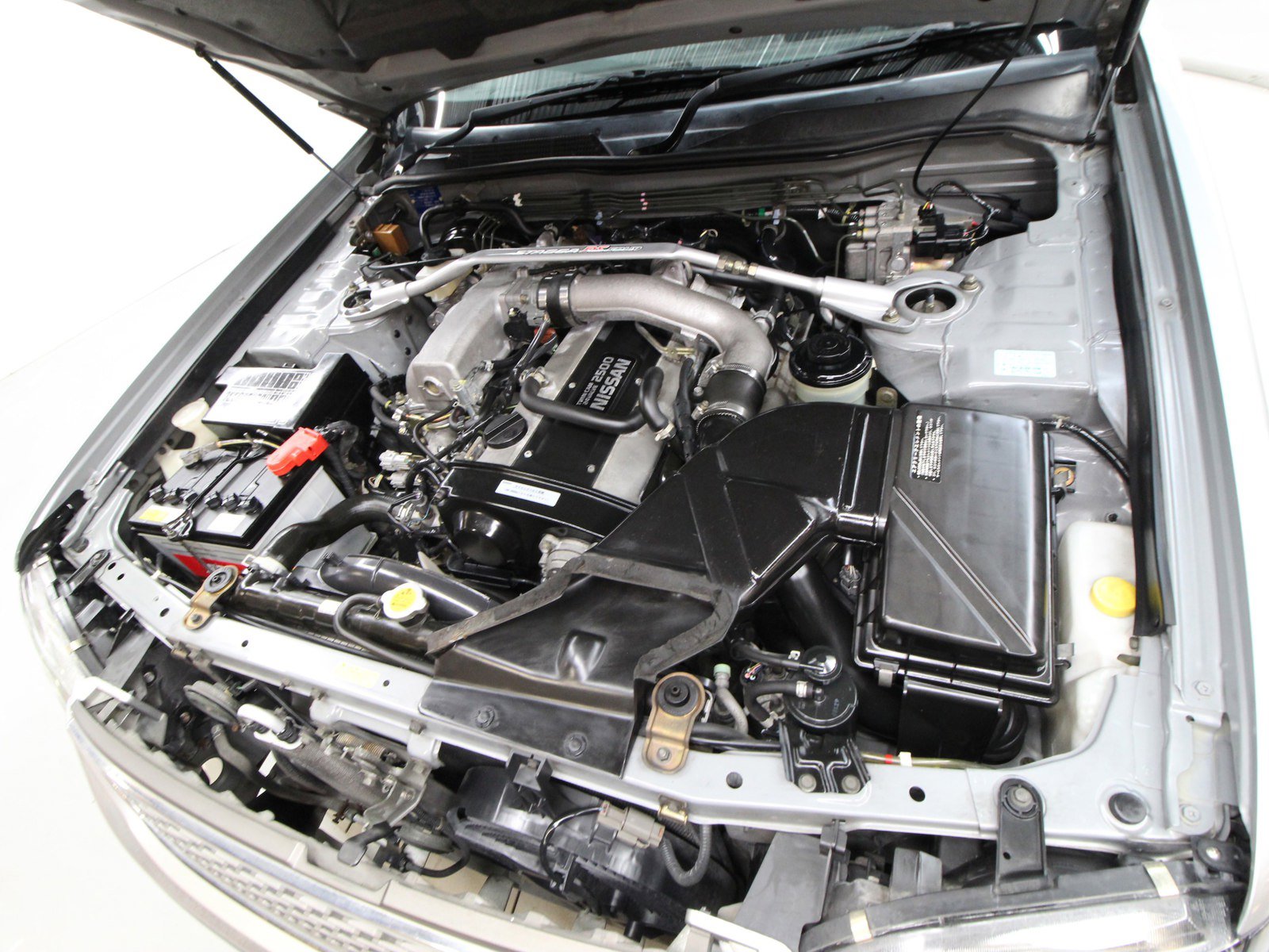 1996 Nissan Stagea 25