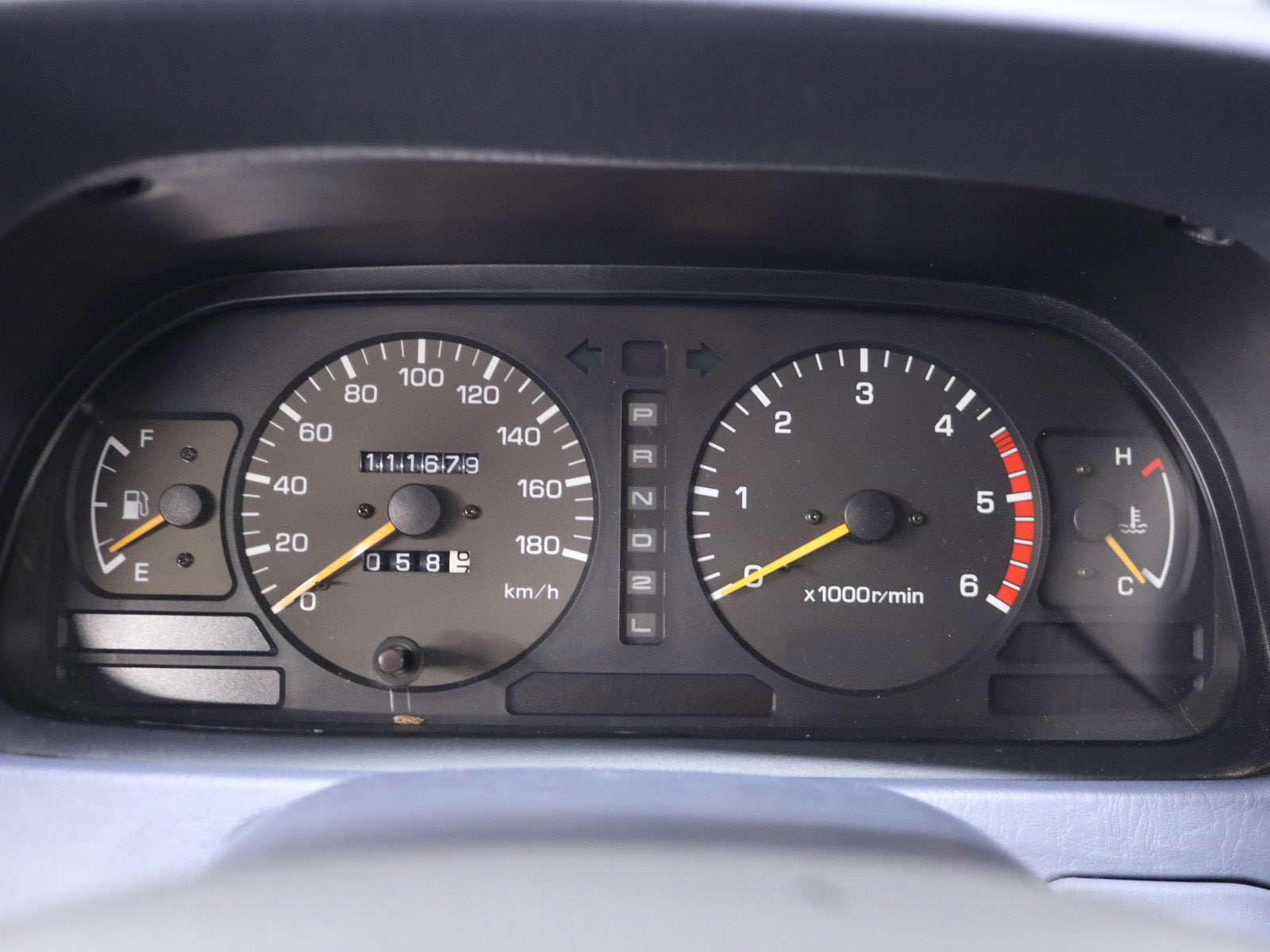 1996 Toyota Land Cruiser Prado 11