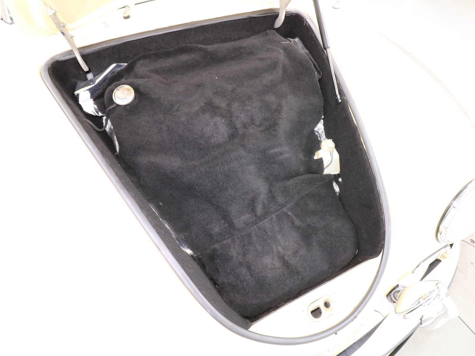 1999 Intermeccanica 356 Roadster 60