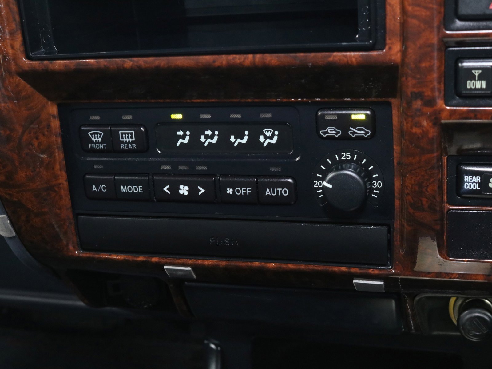 1996 Toyota Land Cruiser Prado 11