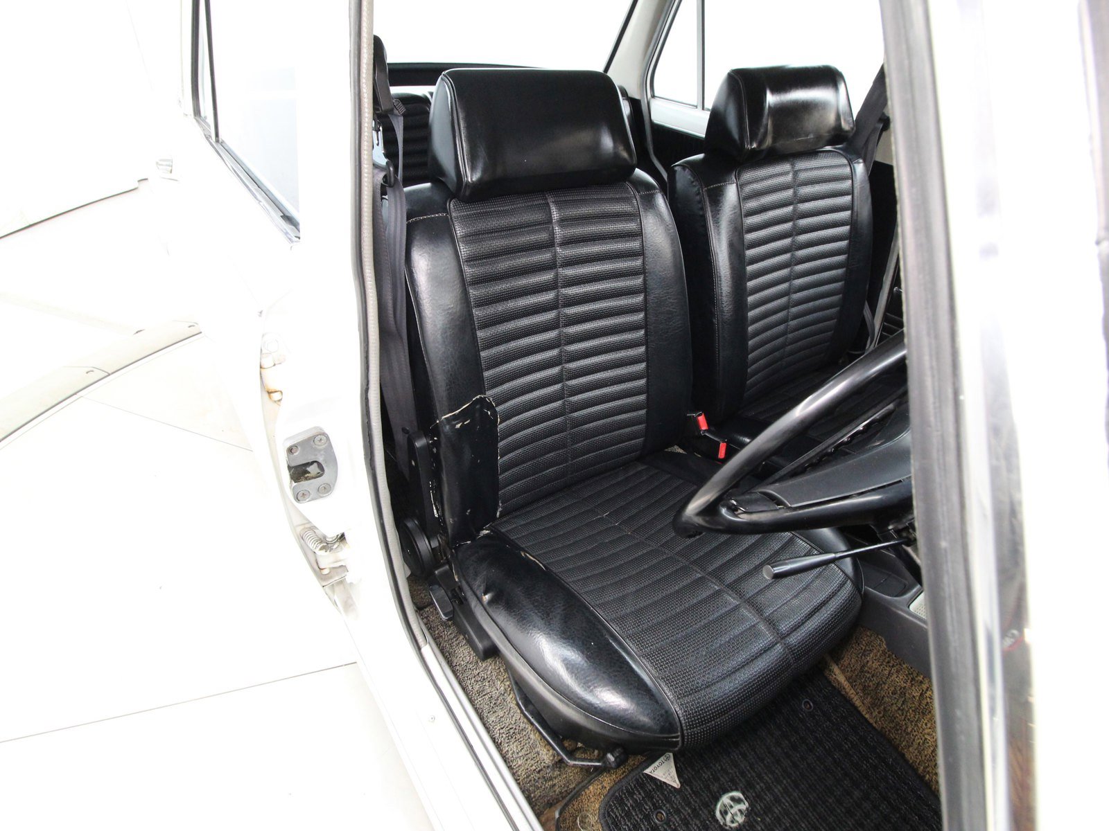 1968 Toyota Corona 16