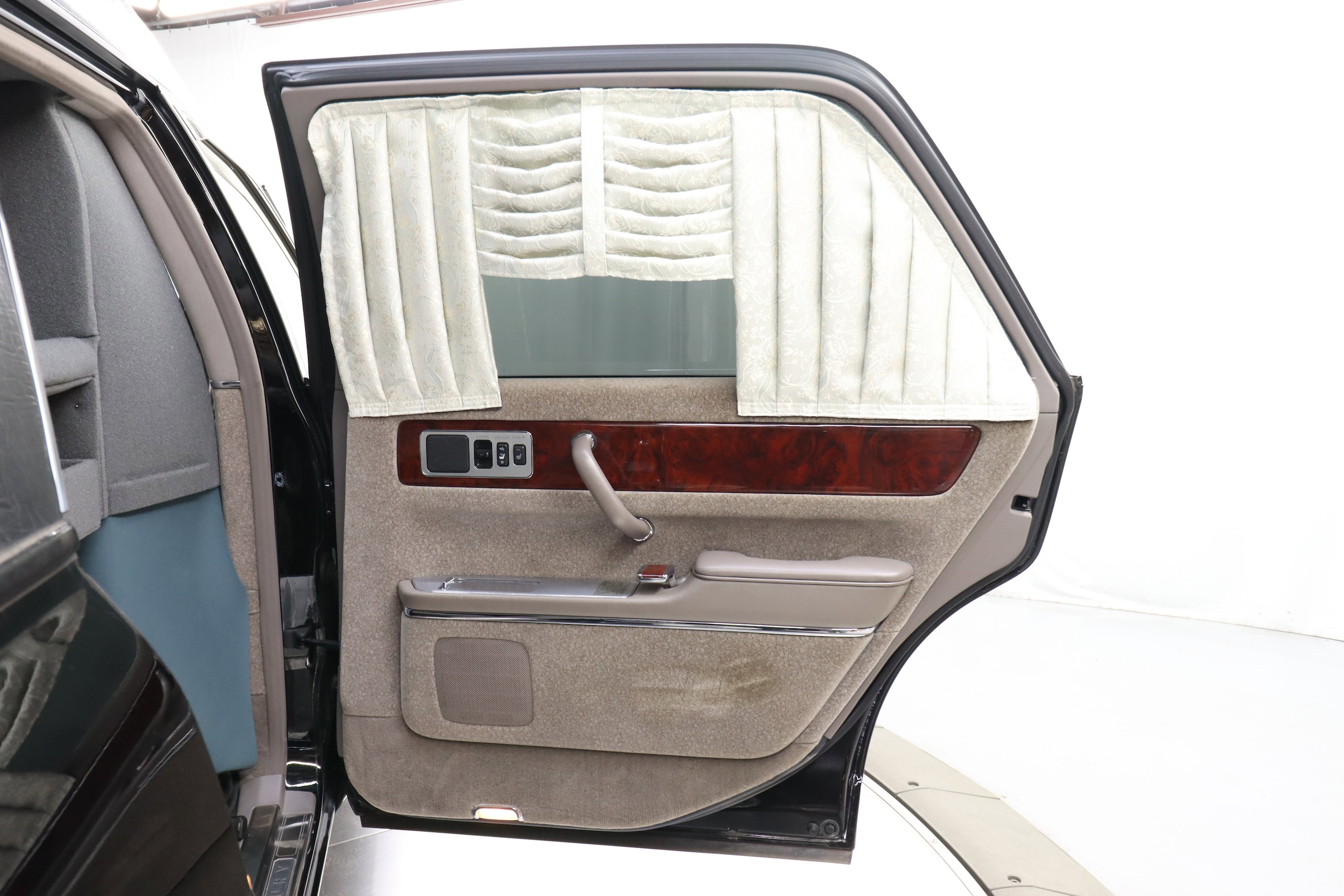 1997 Toyota Century 24
