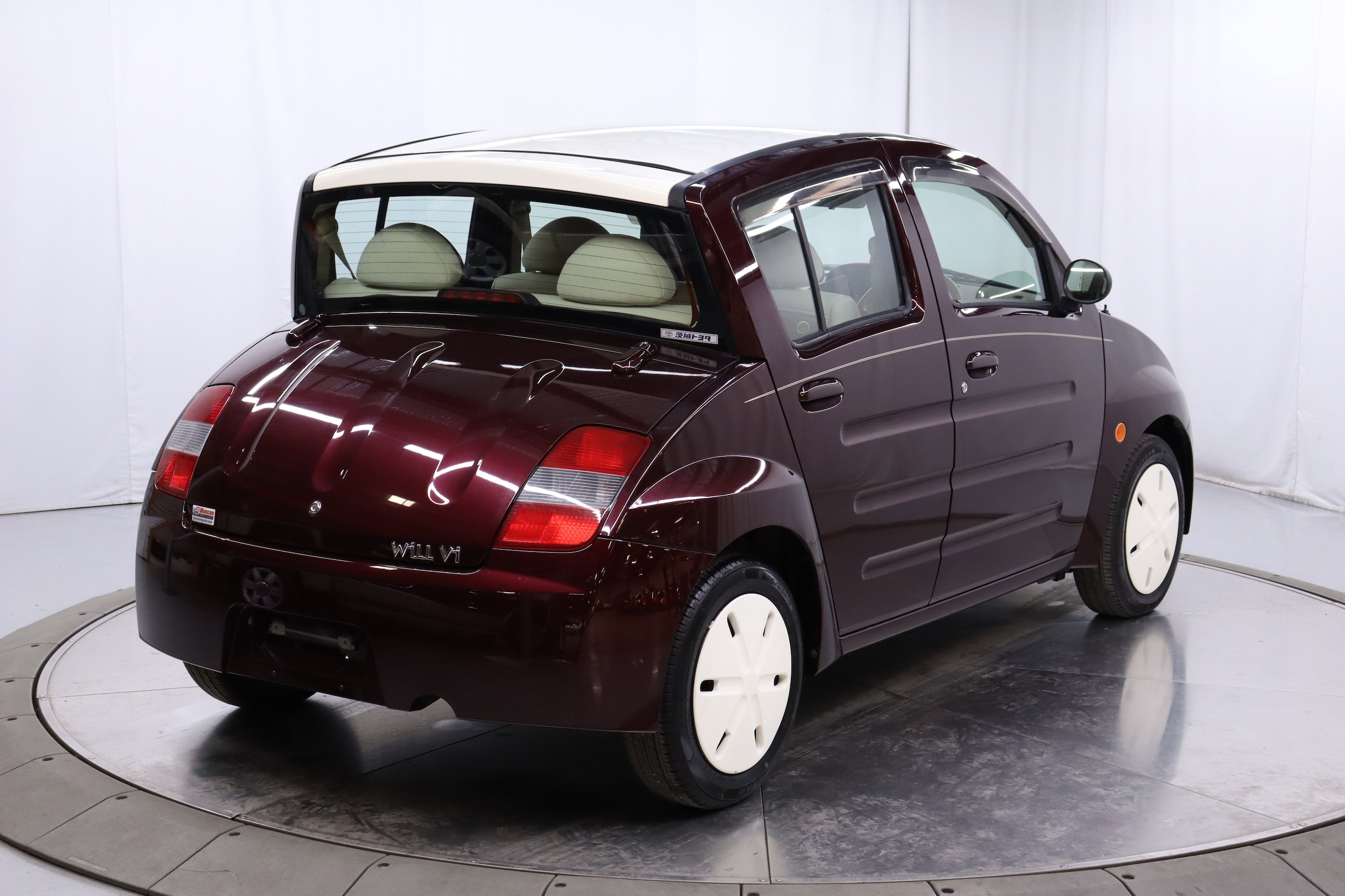 2000 Toyota Will 16
