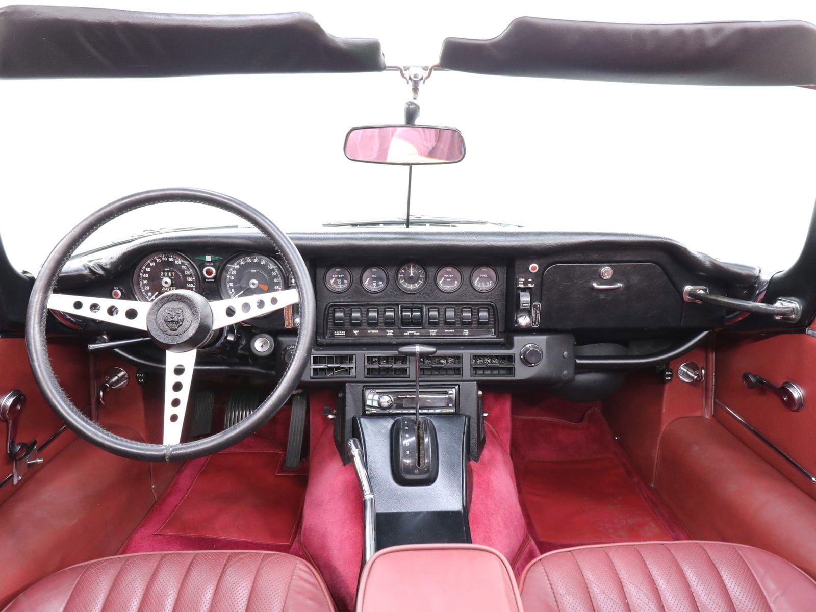 1974 Jaguar E Type 70