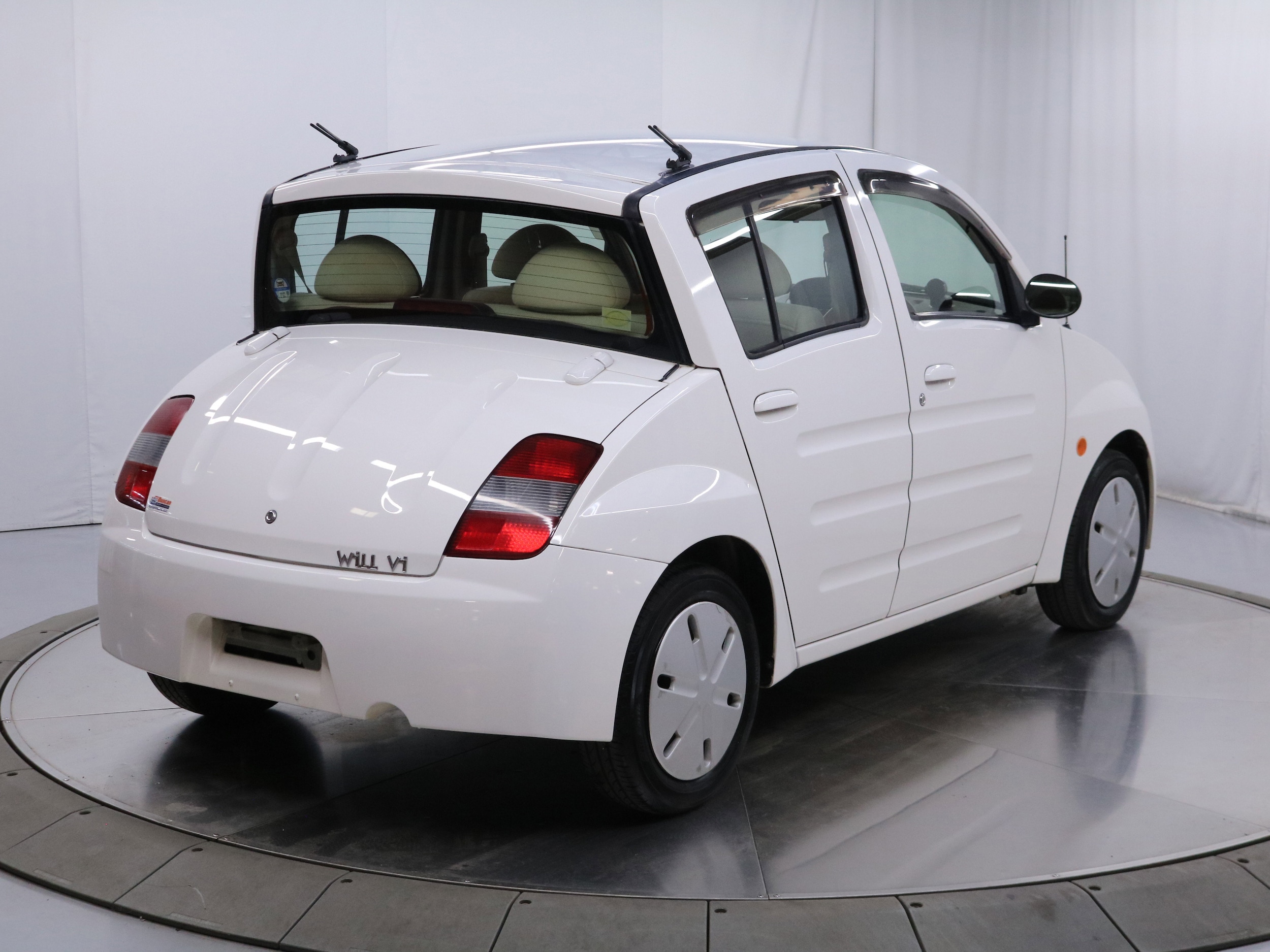 2000 Toyota Will 7