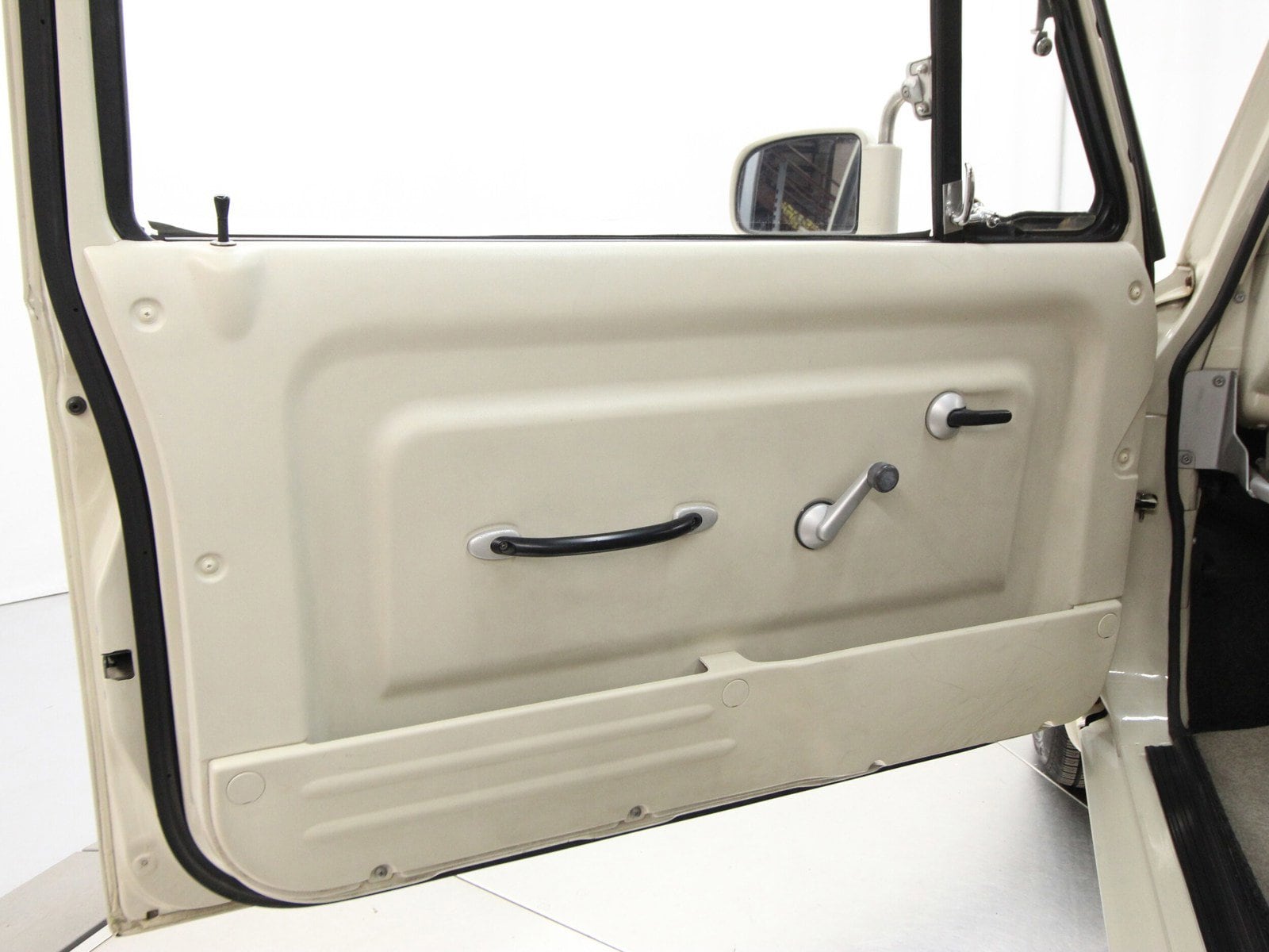 1990 Nissan Pao 19