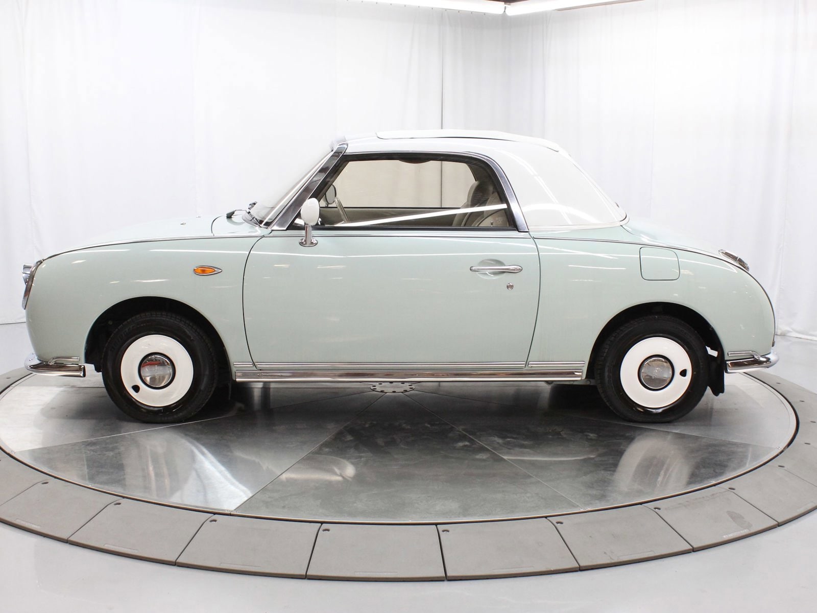 1991 Nissan Figaro 4