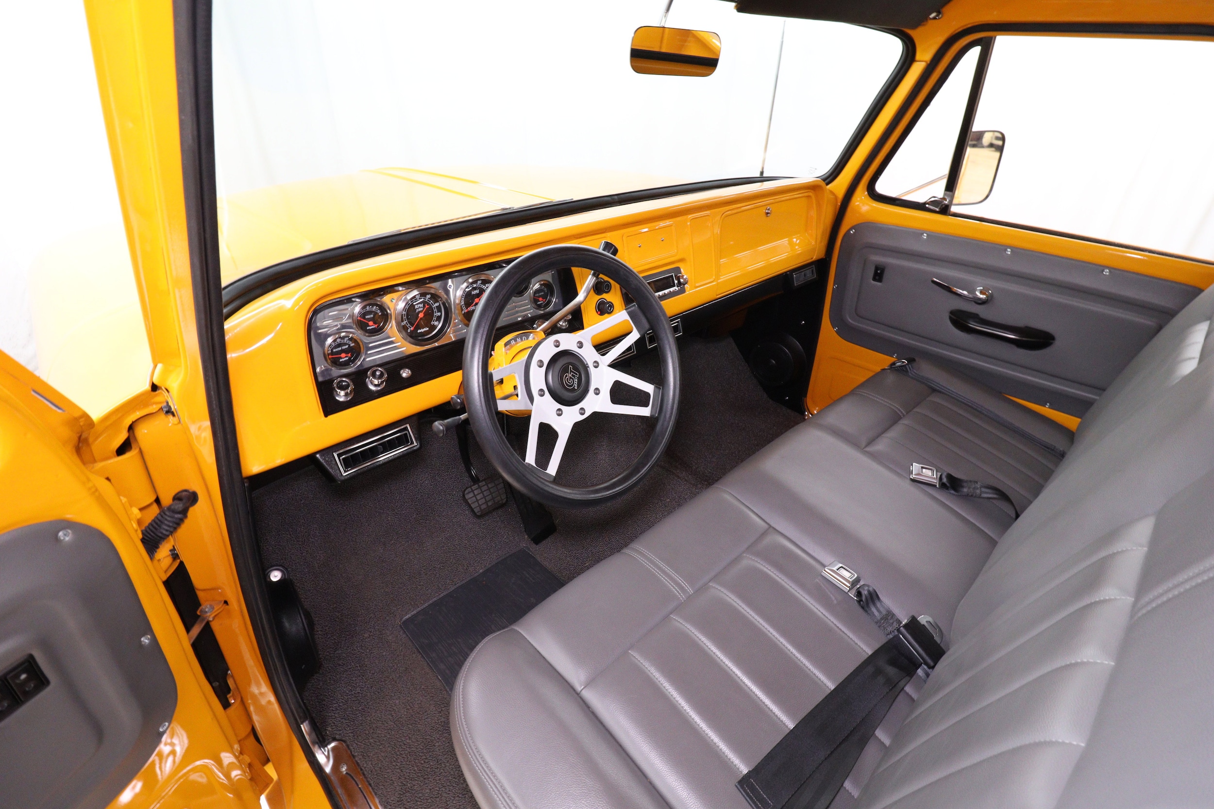 1965 Chevrolet C10 9