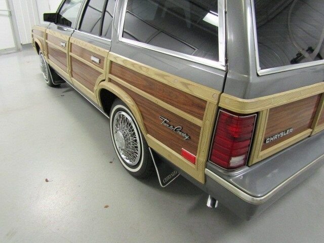 1982 Chrysler Town & Country 37