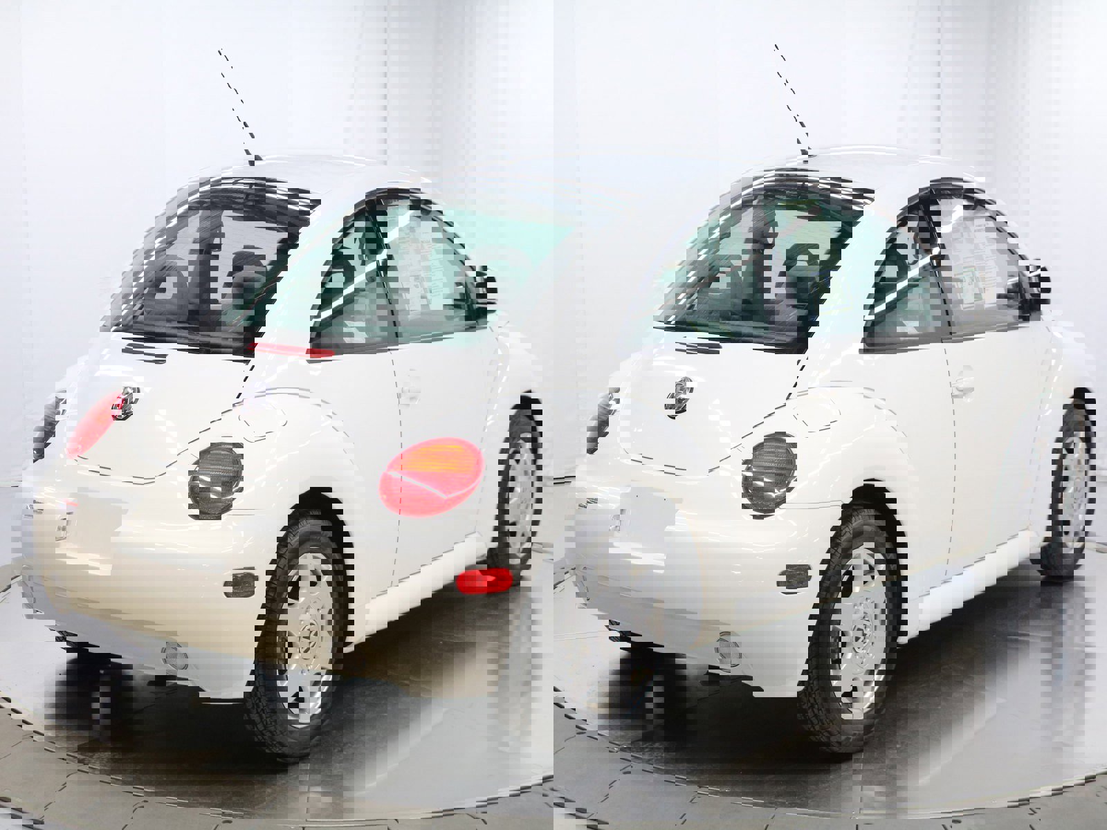 1998 Volkswagen New Beetle 7