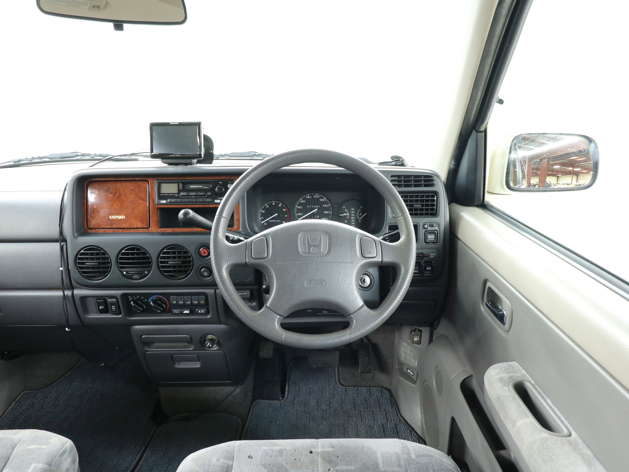1999 Honda Stepwgn 10