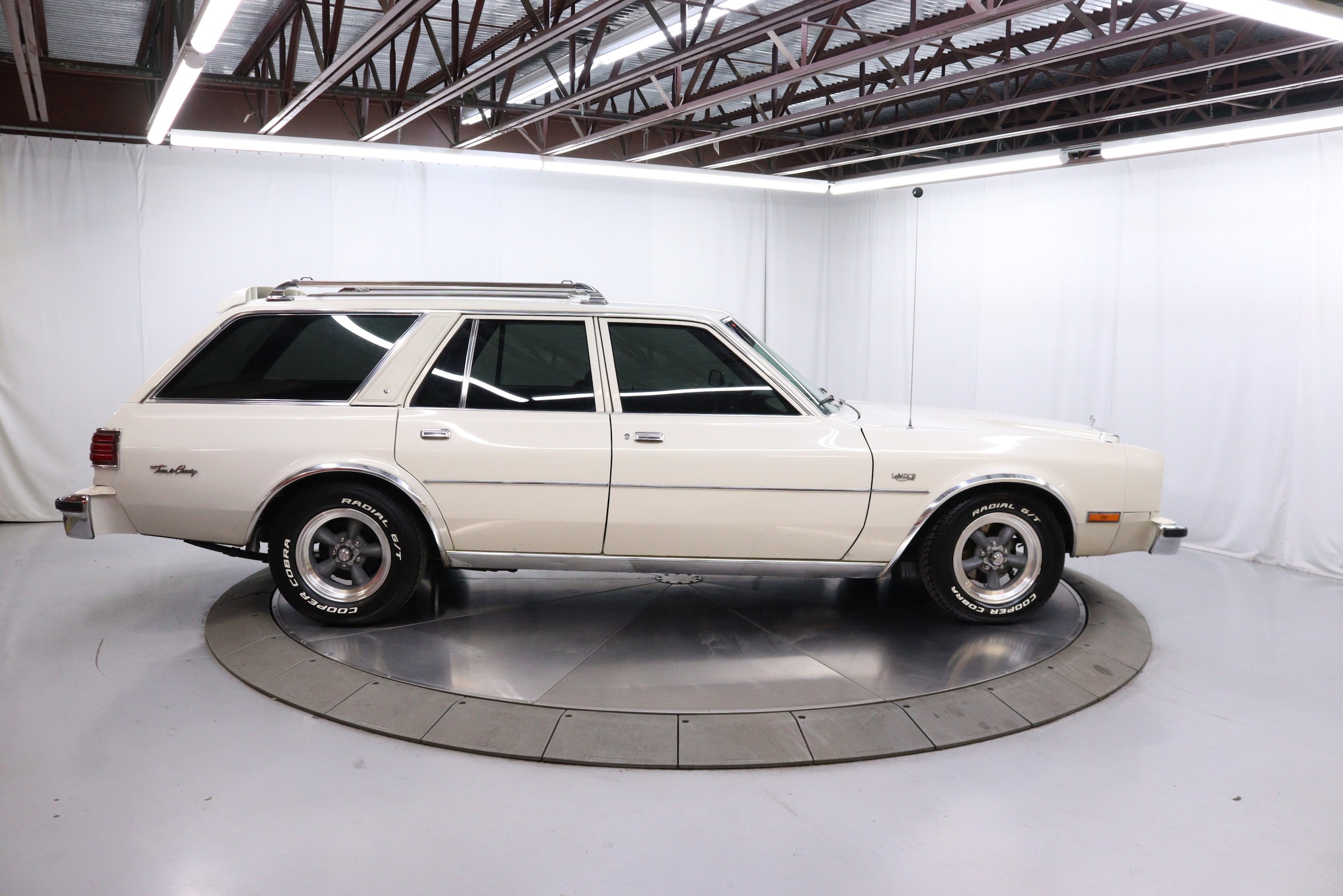 1980 Chrysler Lebaron 8