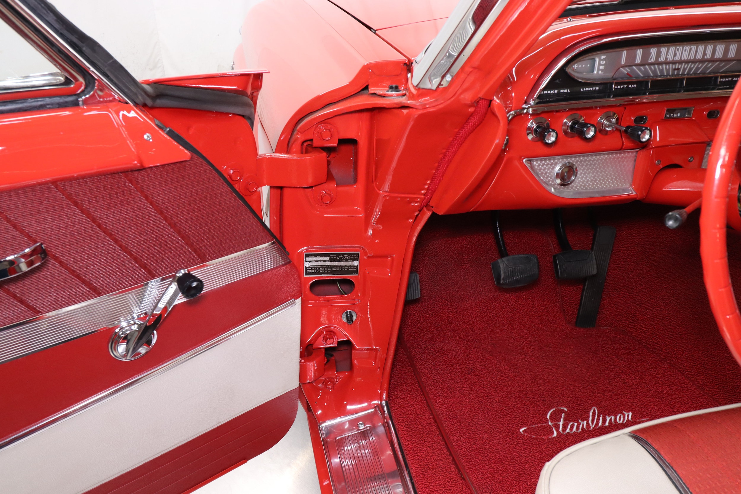 1961 Ford Galaxie 106